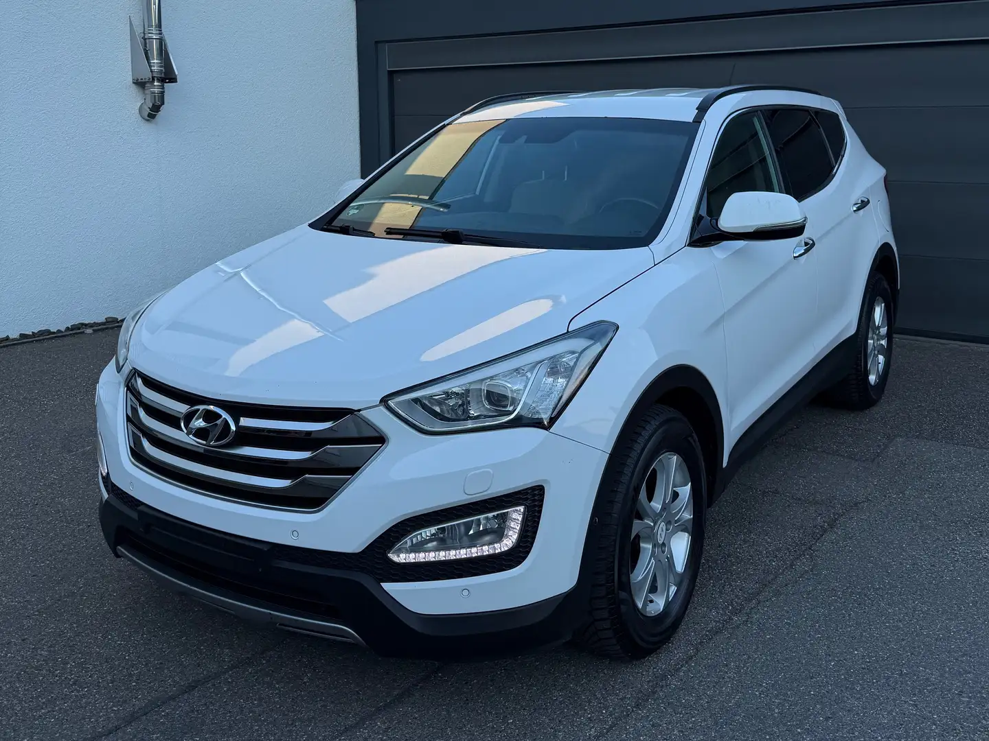 Hyundai SANTA FE Santa Fe Diesel 2.2 CRDI 4WD Automatik Premium Blanc - 1