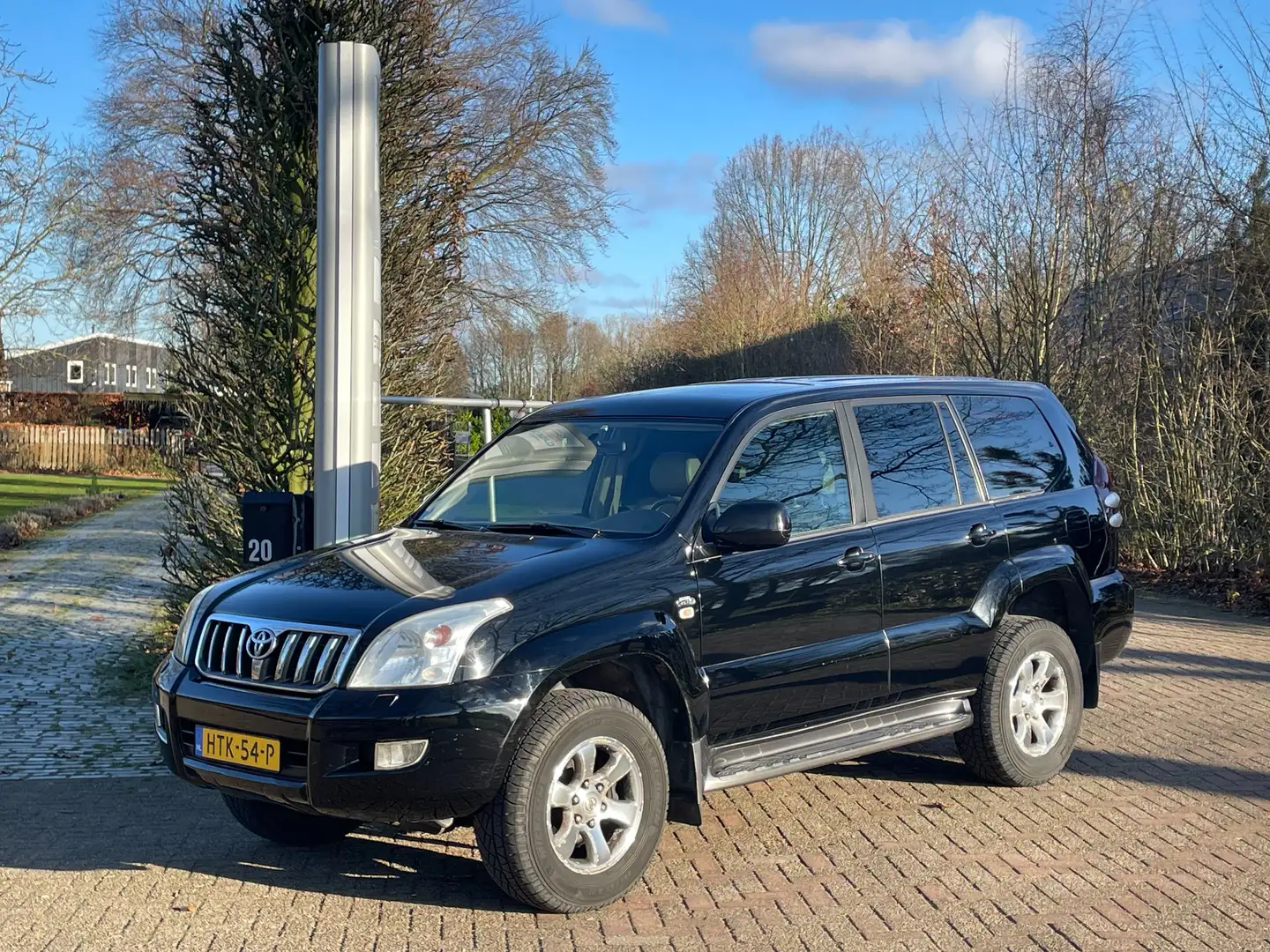 Toyota Land Cruiser 3.0 D-4D Executive Schwarz - 1