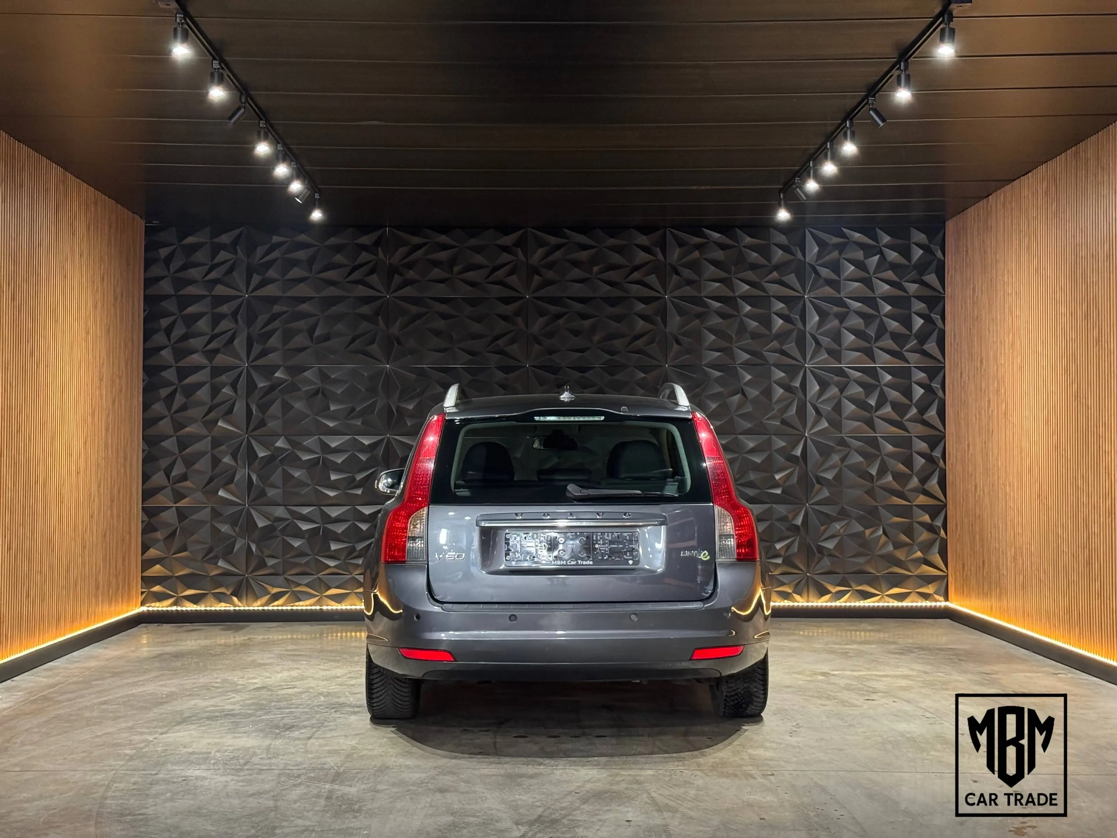 Volvo V50 ✅1.6 D DRIVe 12 Maanden GARANTIE Airco Navi Leder Cruise Control Parkeersensoren — photo 3