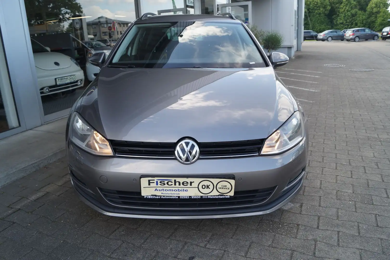 Volkswagen Golf VII Variant Comf. *Sitzheizung*Klimaauto Gris - 2