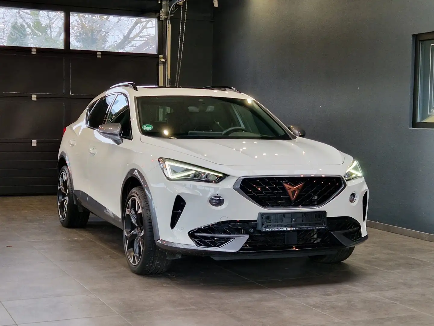 CUPRA Formentor VZ 4Drive*Pano*Beats Sound*ACC*LED* Weiß - 1