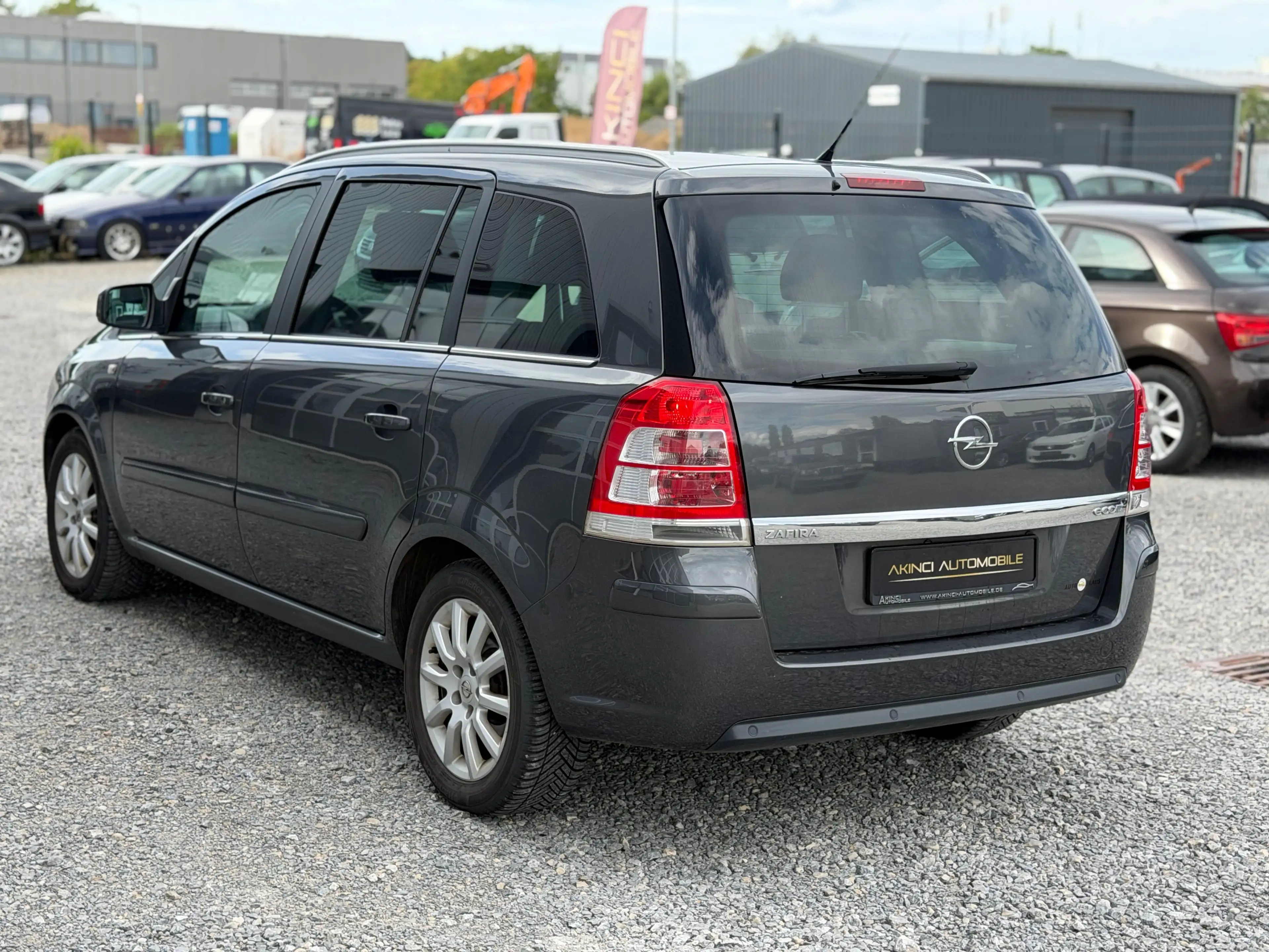 Opel Zafira 1.7 CDTI Family Plus | 7SITZER | TOP! | WENIGKM | BIXENON — photo 8