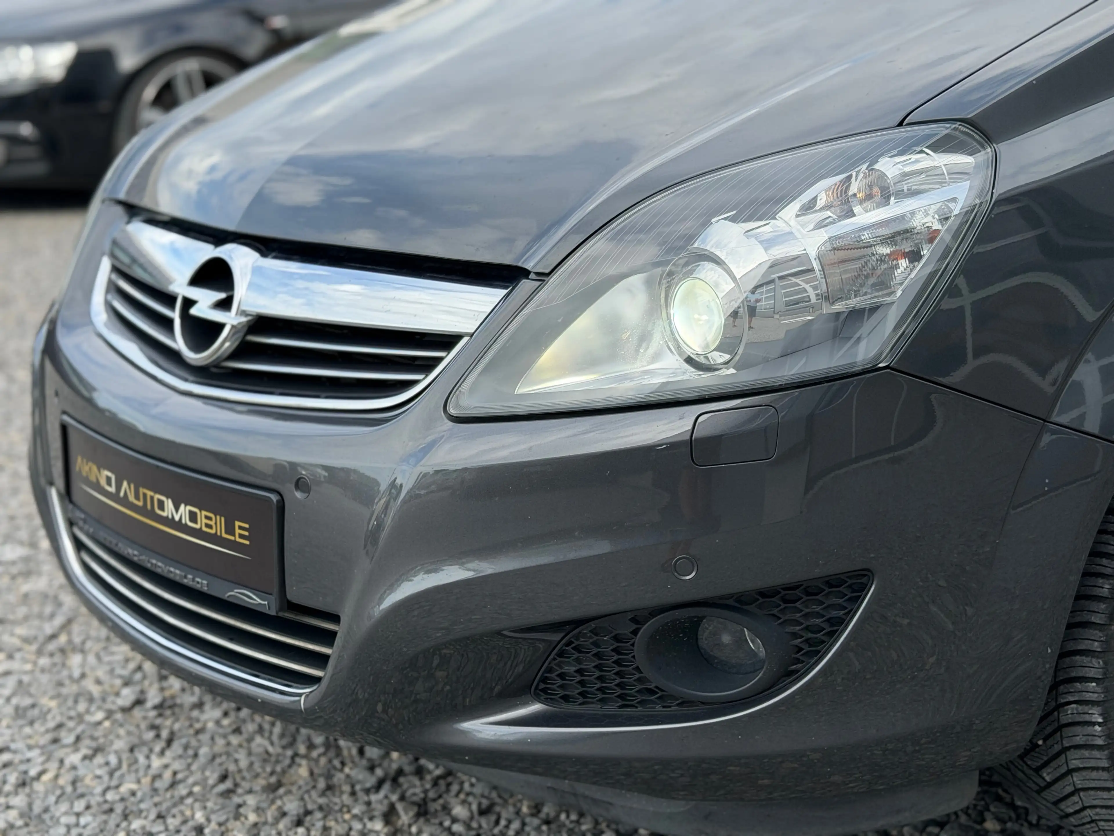 Opel Zafira 1.7 CDTI Family Plus | 7SITZER | TOP! | WENIGKM | BIXENON — photo 4