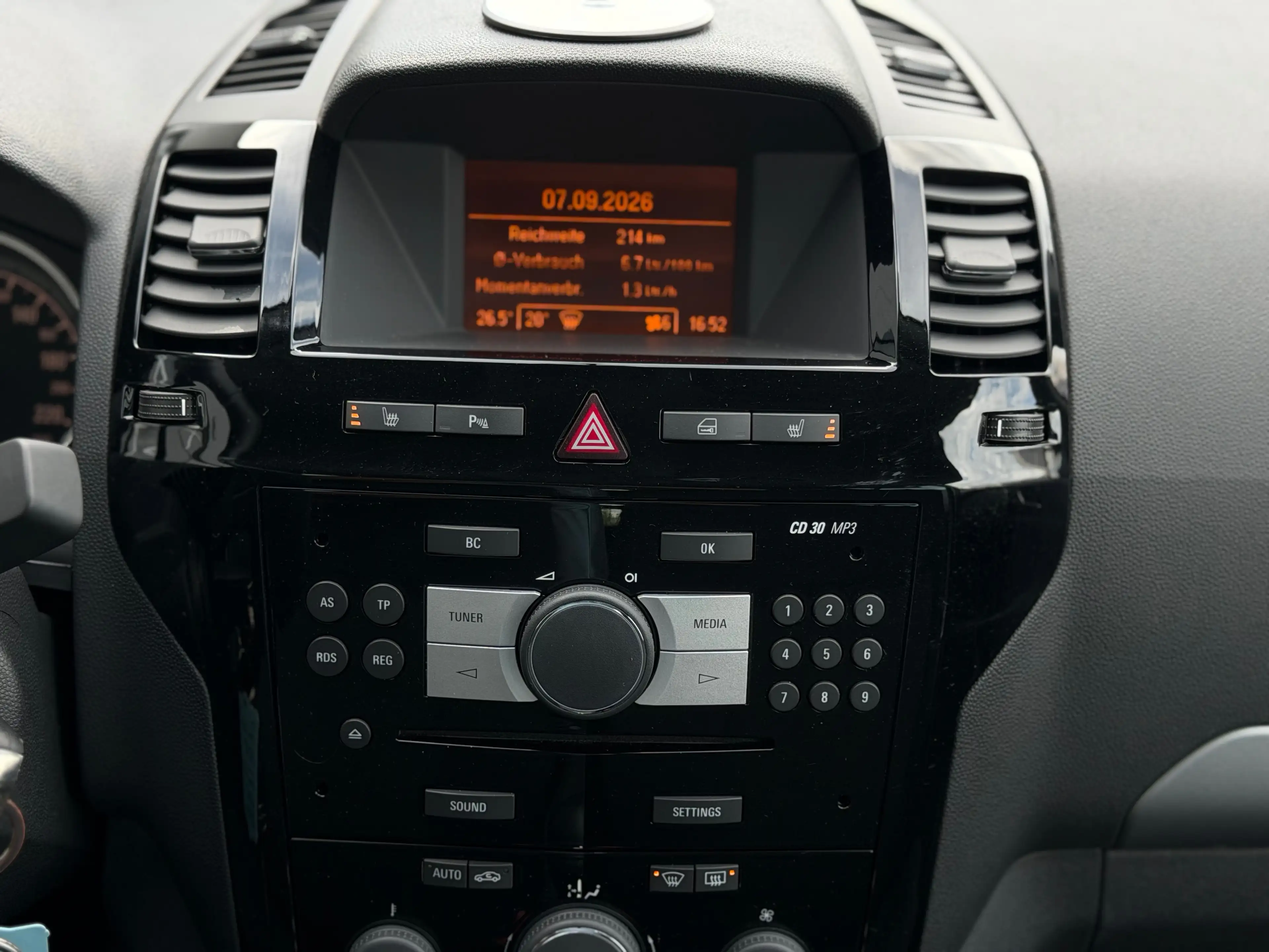 Opel Zafira 1.7 CDTI Family Plus | 7SITZER | TOP! | WENIGKM | BIXENON — photo 11