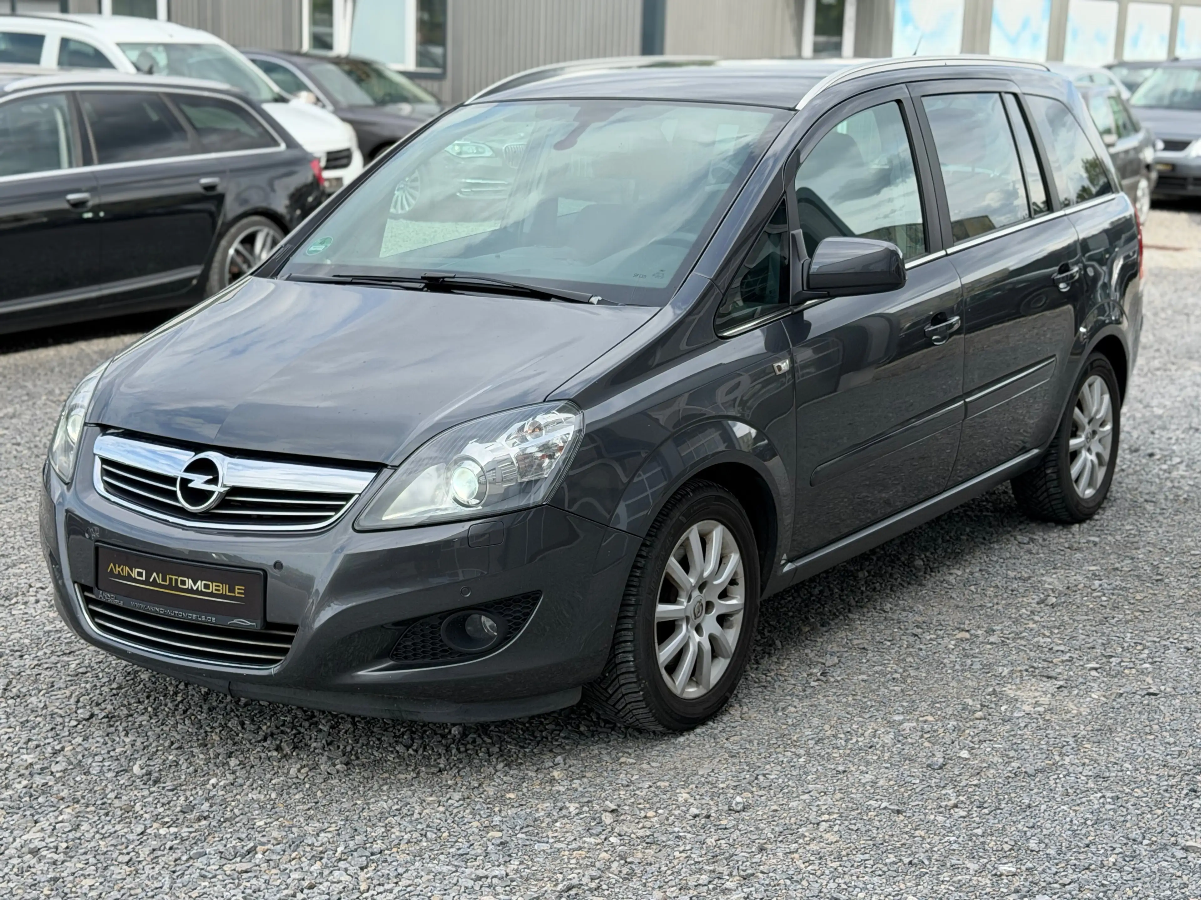 Opel Zafira 1.7 CDTI Family Plus | 7SITZER | TOP! | WENIGKM | BIXENON — photo 5