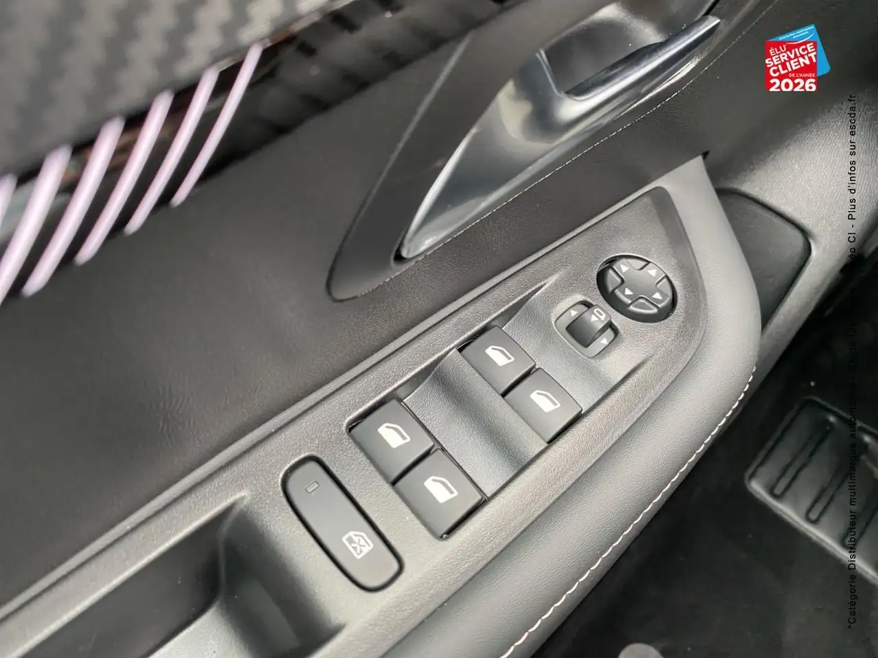 Peugeot 208 208 — photo 19