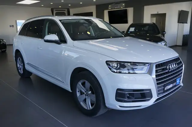 Audi Q7 50 TDI quattro+NAVI+KAMERA+AHK+PANO+LADER+PDC