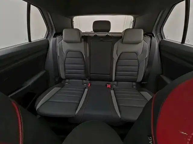Volkswagen Golf view 9