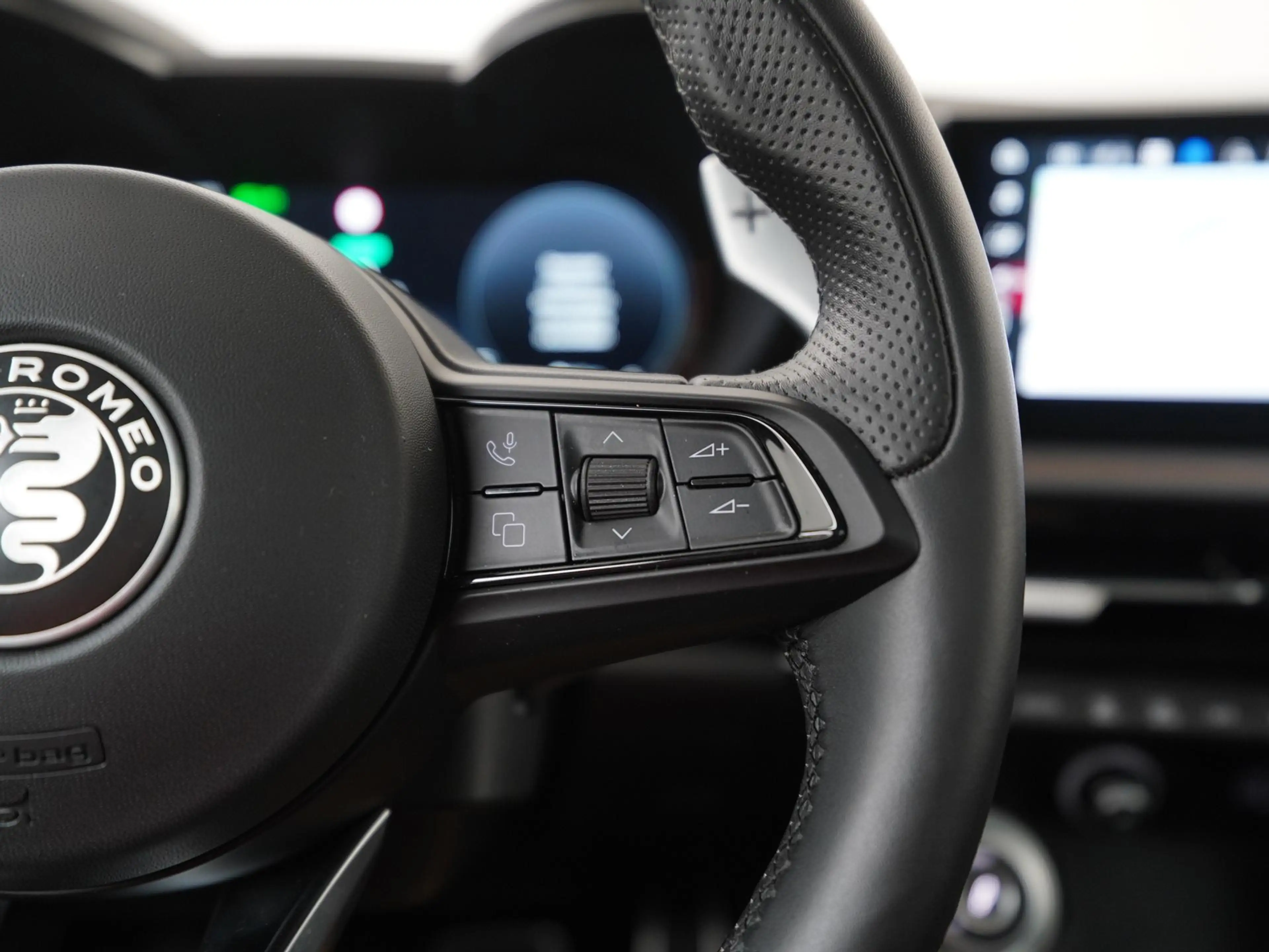 Alfa Romeo Tonale 1.3T PHEV 280pk Veloce | Panoramadak | Leder | Sto — photo 10