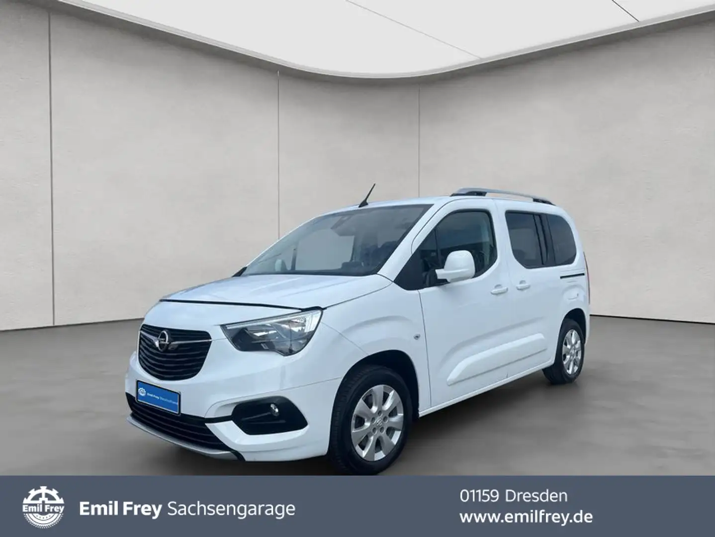 Opel Combo Life Combo Life 1.5 D Start/Stop Innovation ZHZ*GRA Wit - 1