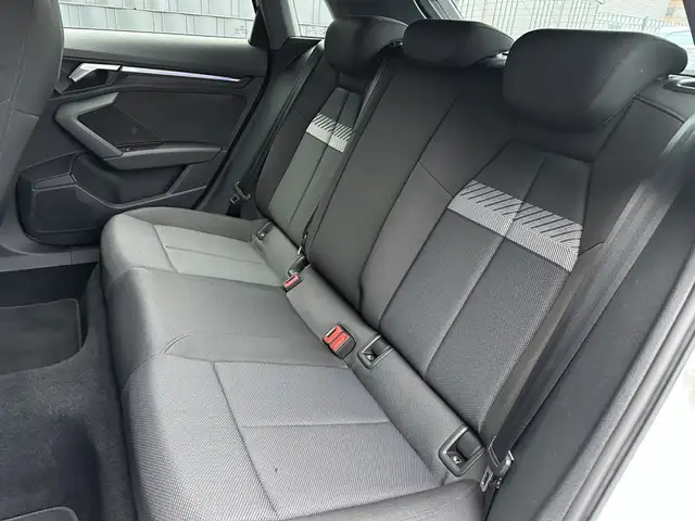Audi A3 view 9