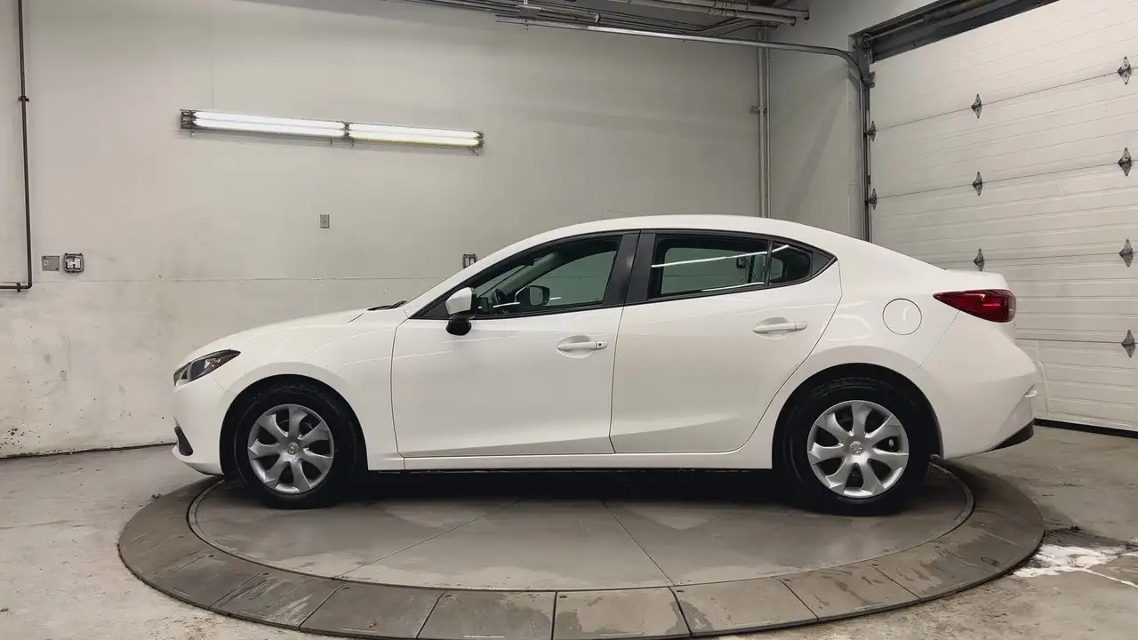 Mazda 3 photo Mazda 3