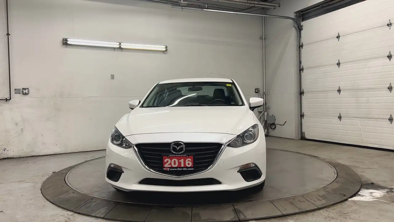 Mazda 3 photo Mazda 3