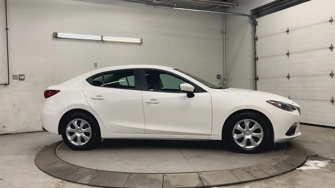 Mazda 3 photo Mazda 3