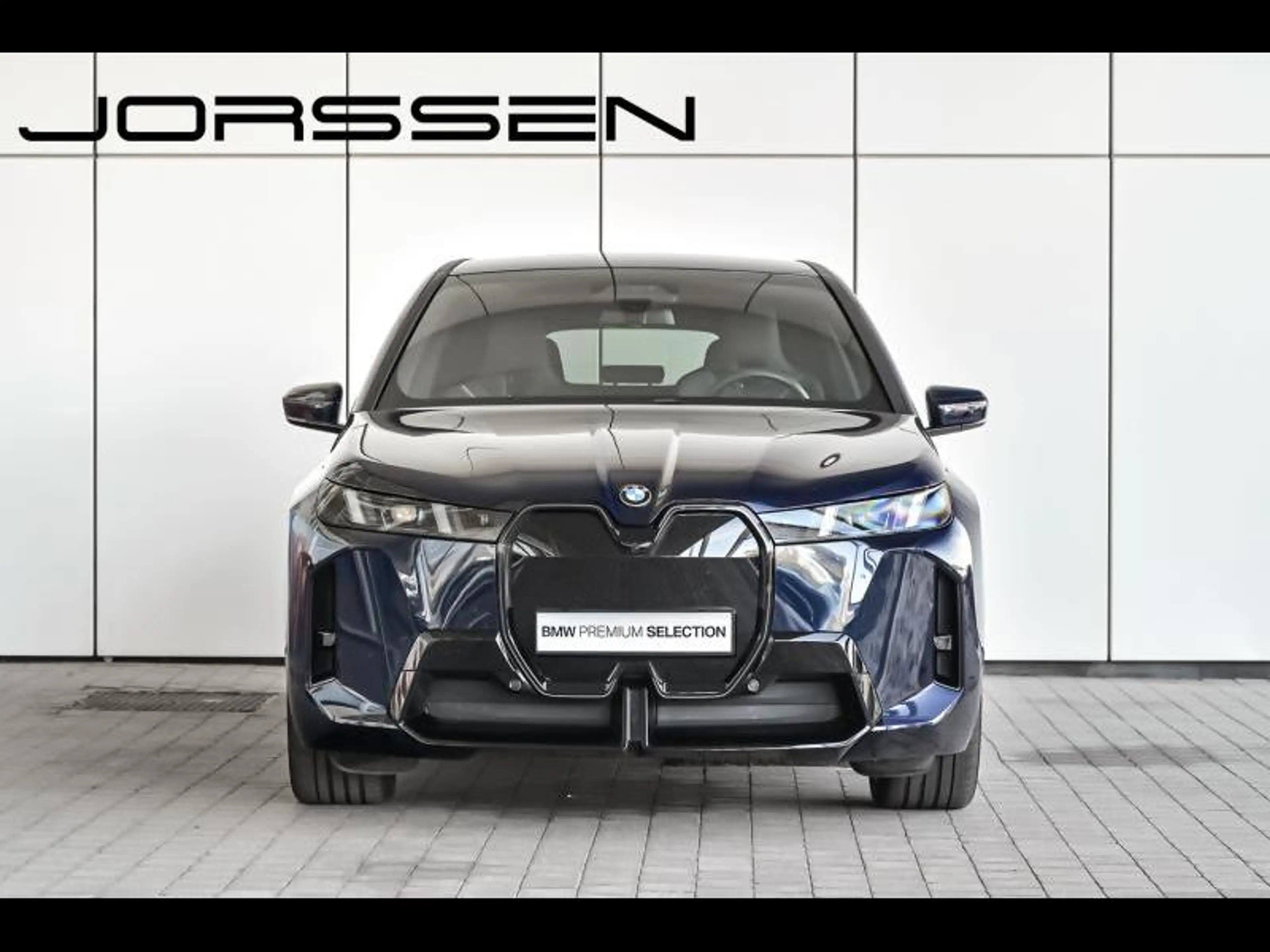 BMW iX xDrive45 - M SPORTPAKKET PRO — photo 2