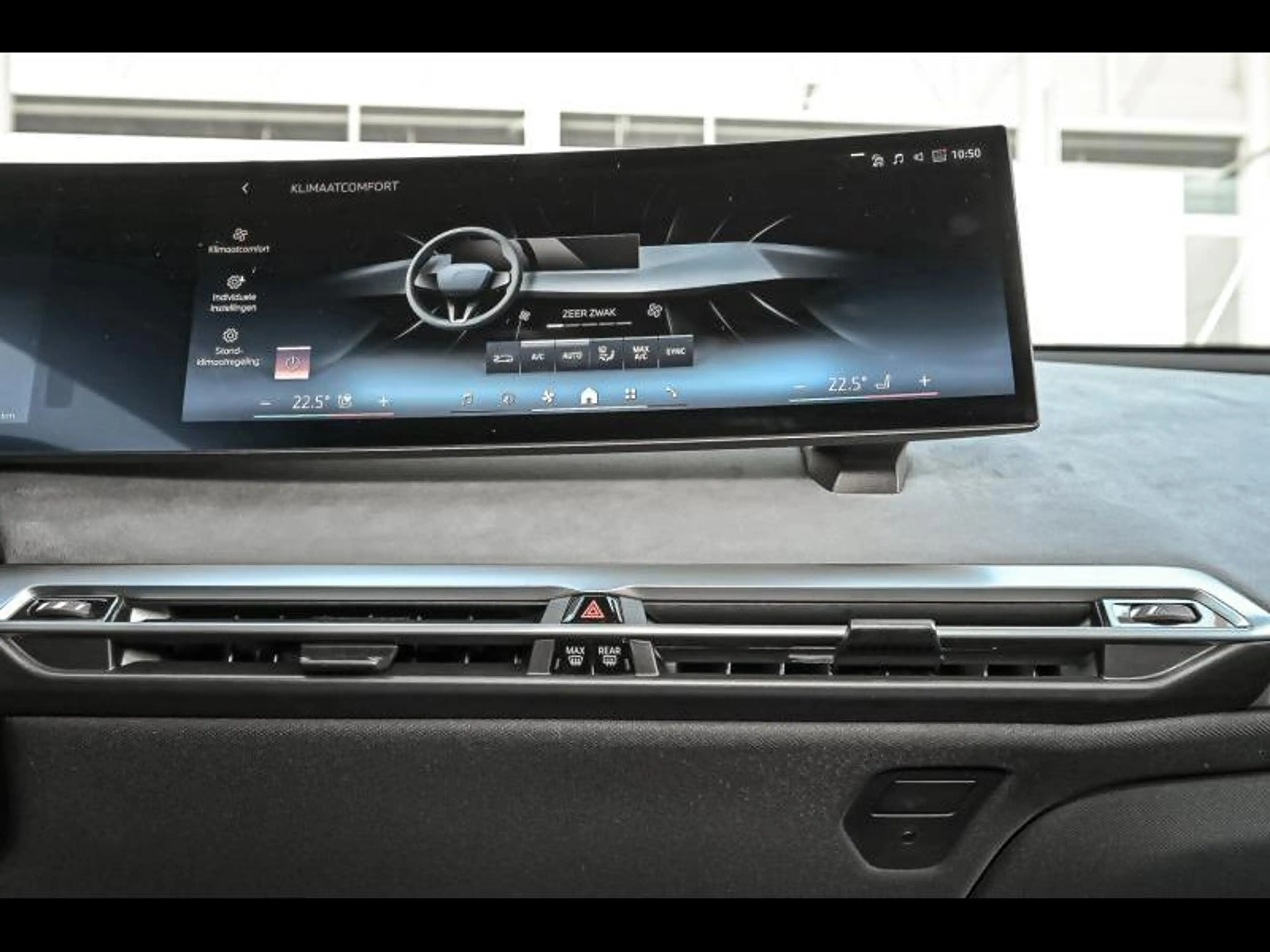 BMW iX xDrive45 - M SPORTPAKKET PRO — photo 12