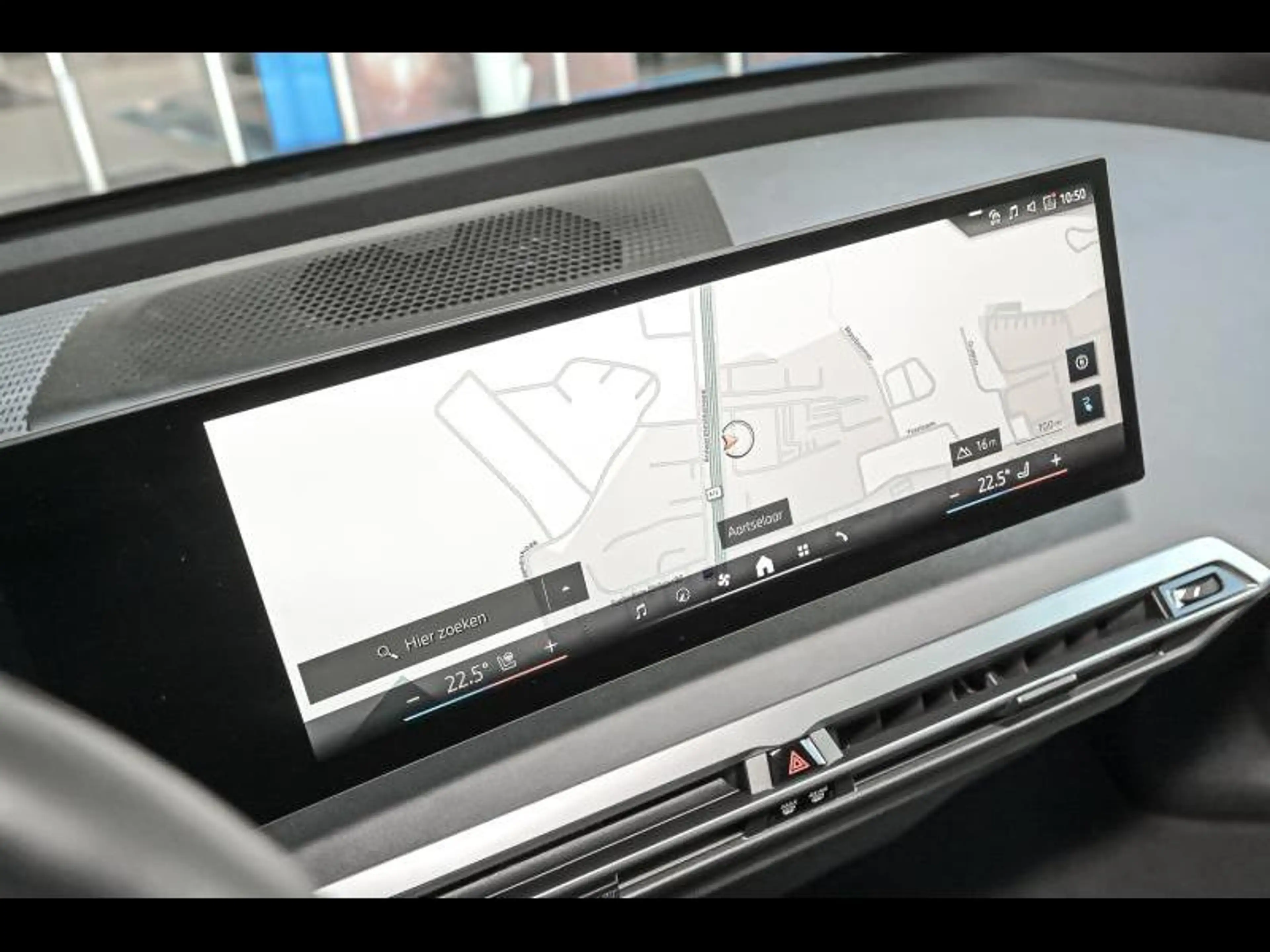 BMW iX xDrive45 - M SPORTPAKKET PRO — photo 14