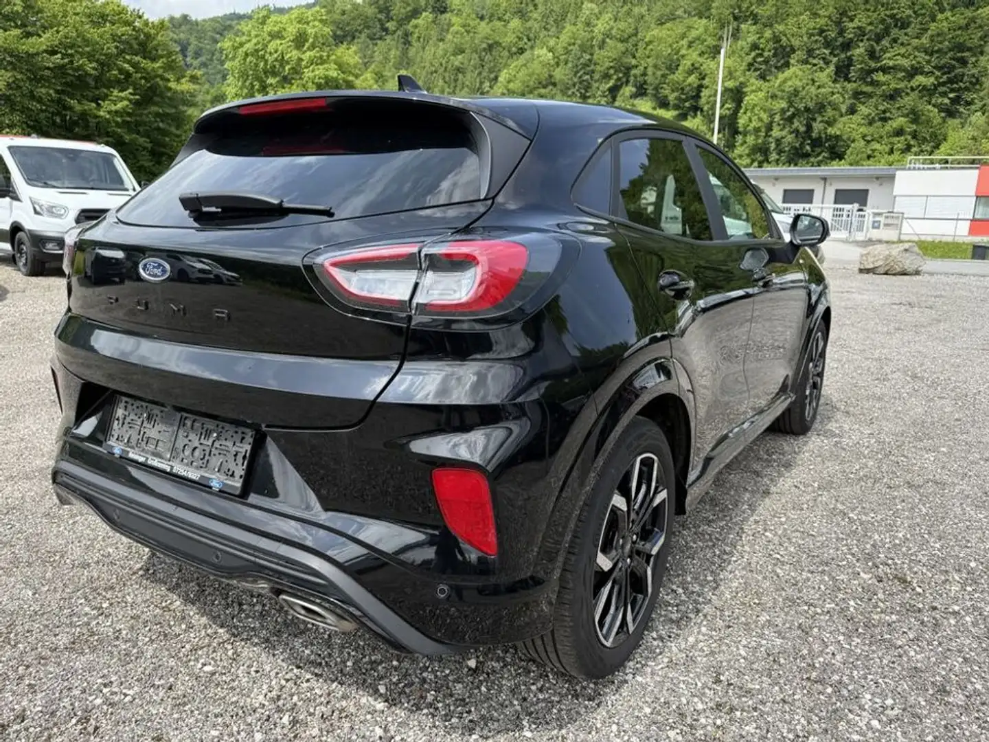 Ford Puma 1,0 EcoBoost Hybrid ST-Line X Aut. Schwarz - 2