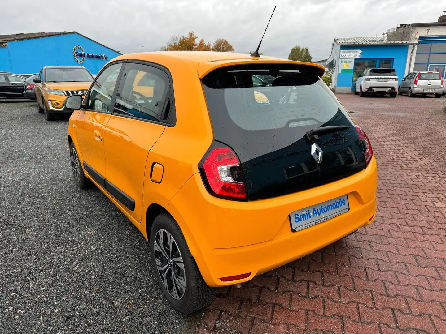 Renault Twingo 1,0 SCe Zen mit Klimaanlage Žlutá - 2