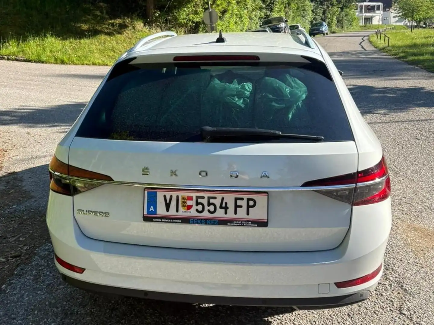 Skoda Superb Style DSG Voll Weiß - 2