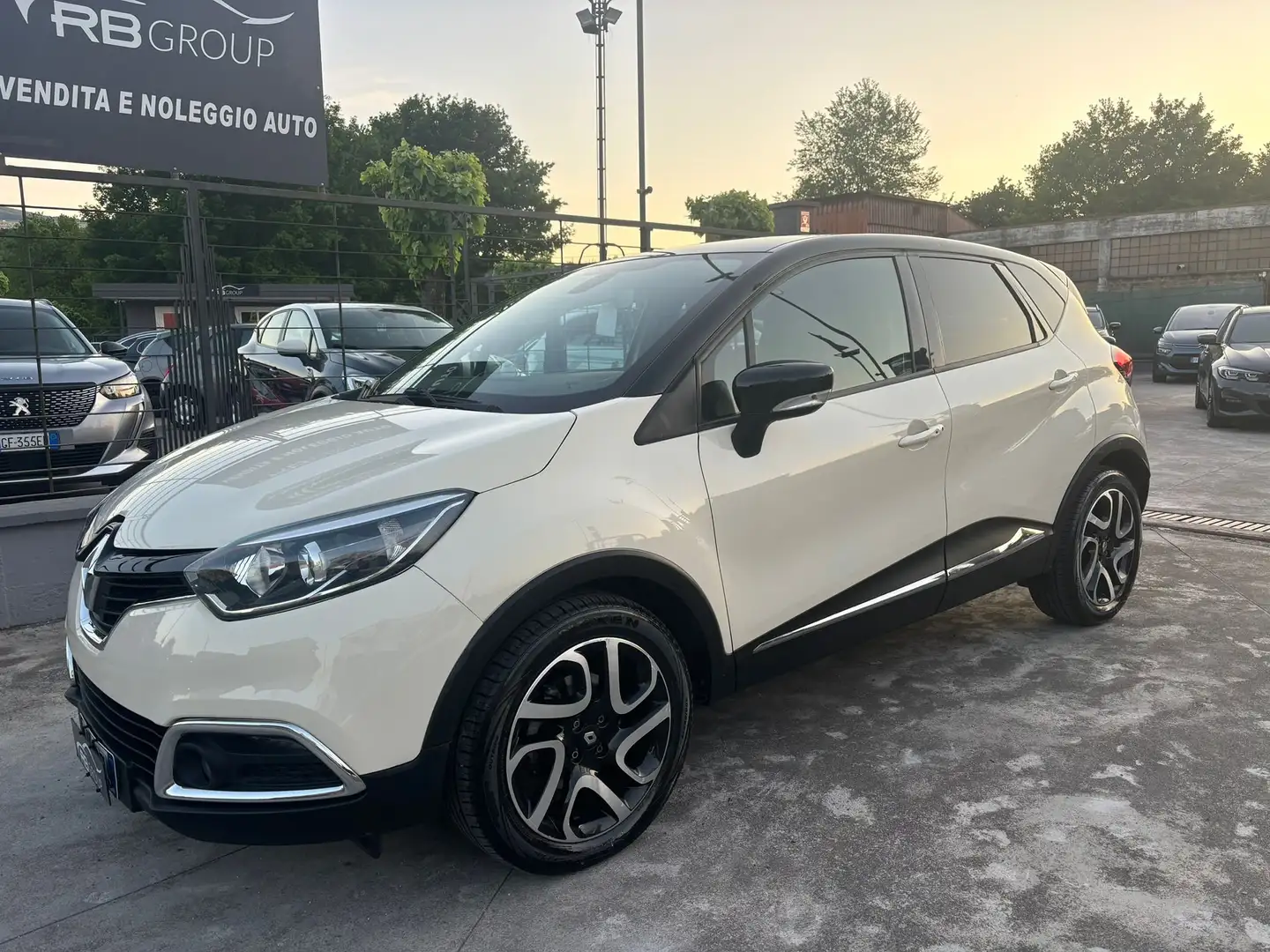 Renault Captur Captur 1.5 dci energy R-Link s Beige - 1
