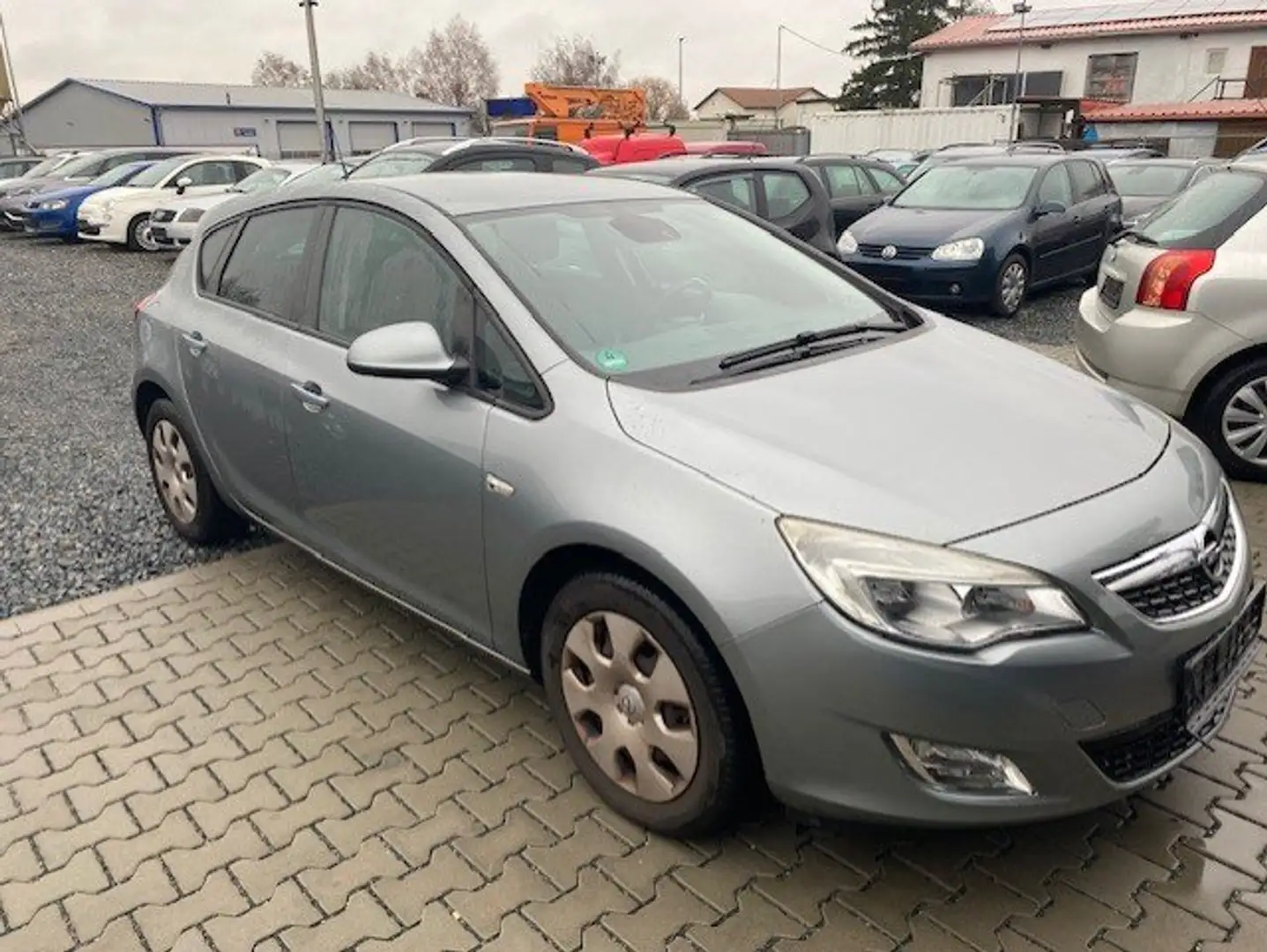 Opel Astra Design Edition Grau - 2
