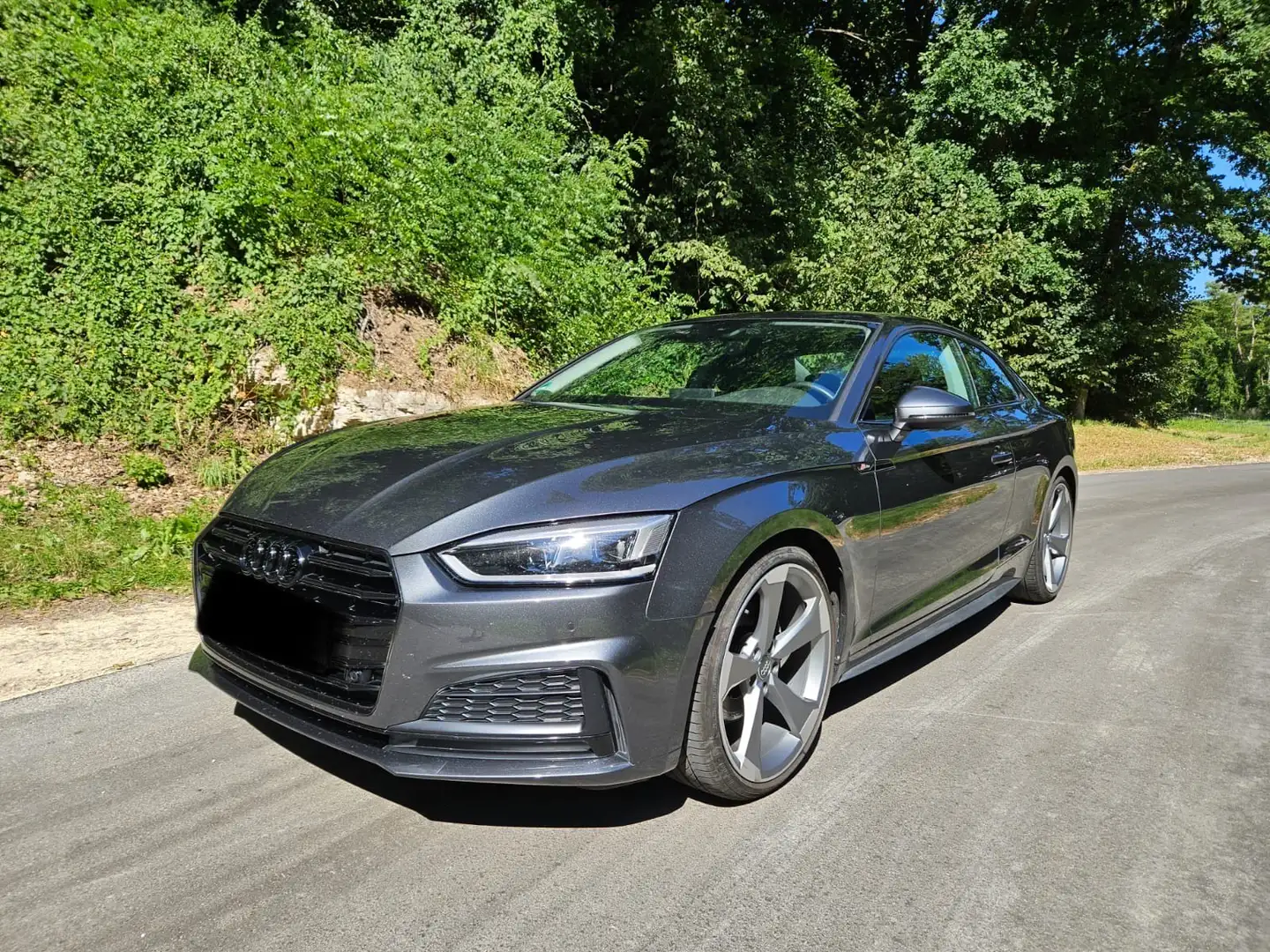 Audi A5 Coupe 40 TFSI S tronic design Grau - 1