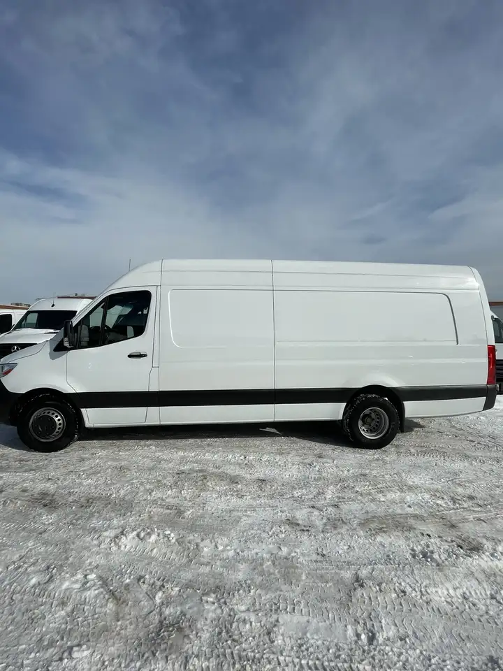 Mercedes-Benz Sprinter снимка Mercedes-Benz Sprinter