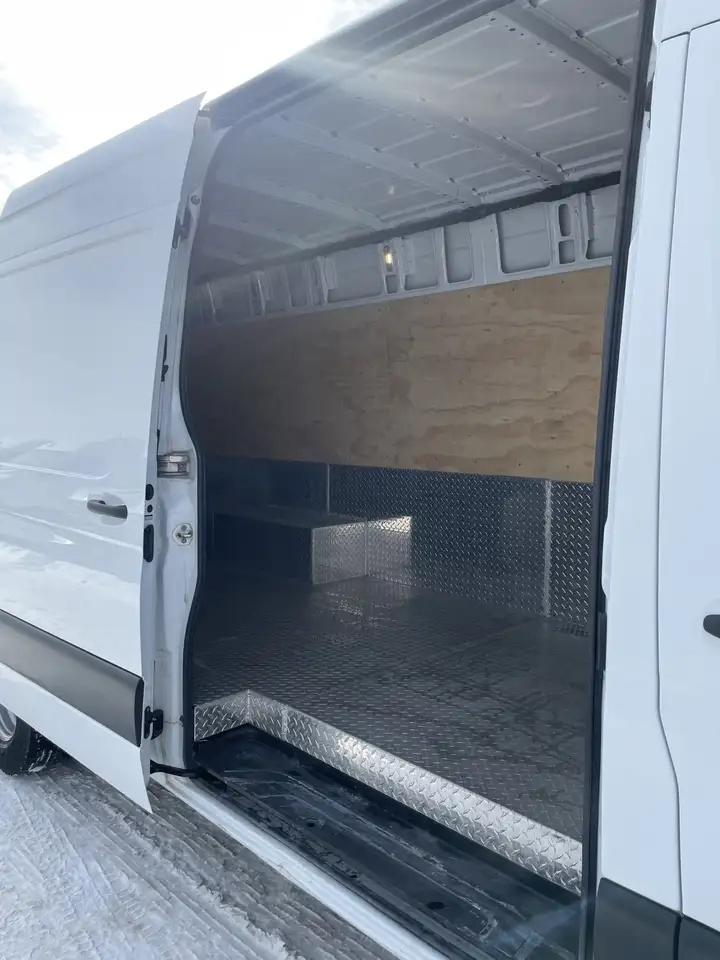 Mercedes-Benz Sprinter снимка Mercedes-Benz Sprinter