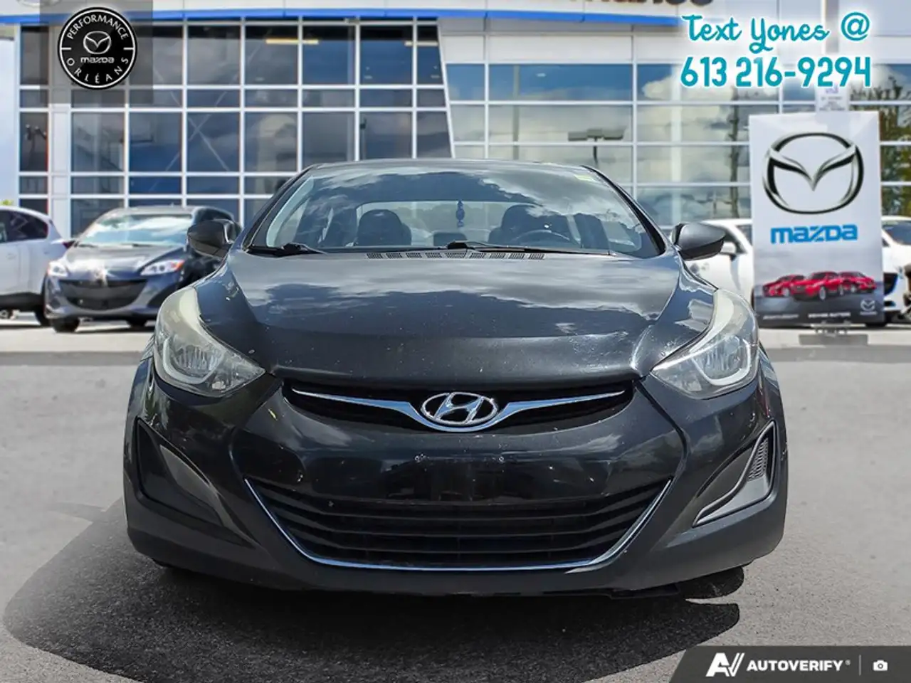 Hyundai ELANTRA снимка Hyundai ELANTRA