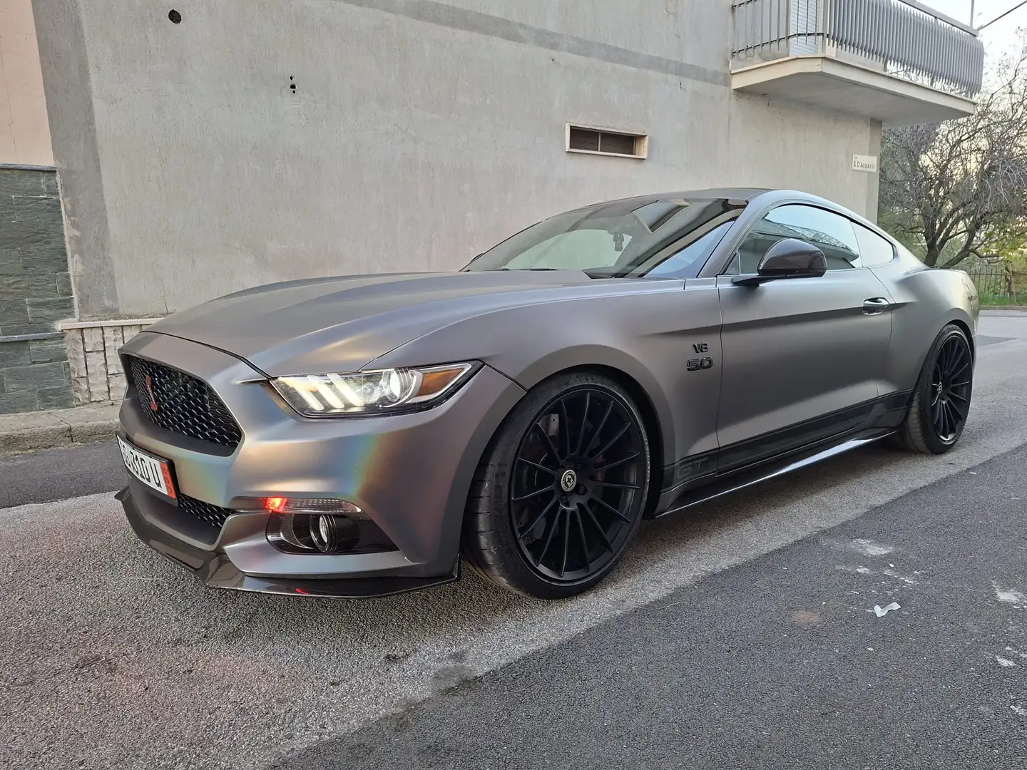 Ford Mustang GT COYOTE Grigio - 1