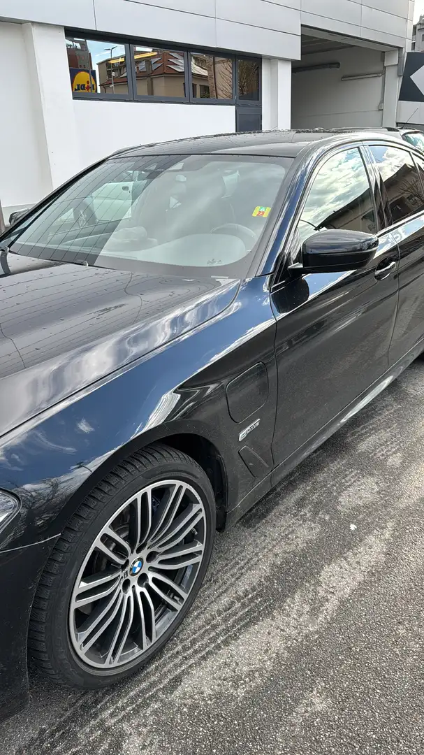 BMW 530 Serie 5 G30 2017 Berlina 530e Msport auto Nero - 1