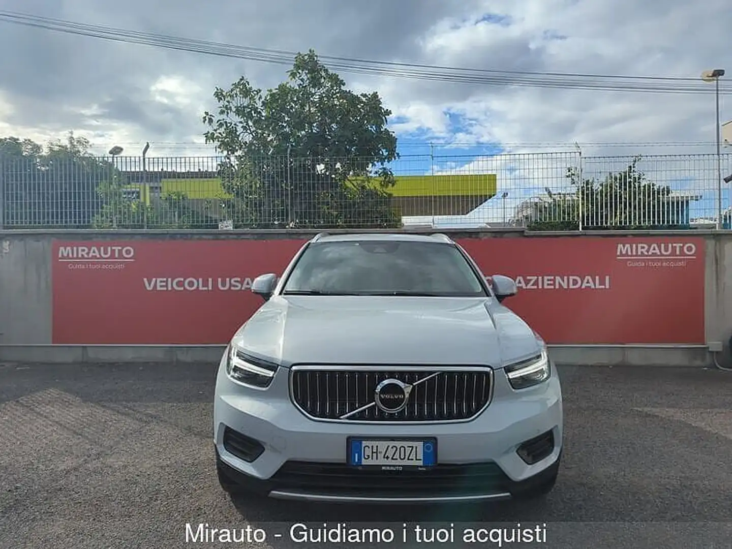 Volvo XC40 (2017-) XC40 T5 Recharge Plug-in Hybrid R-design Gris - 2