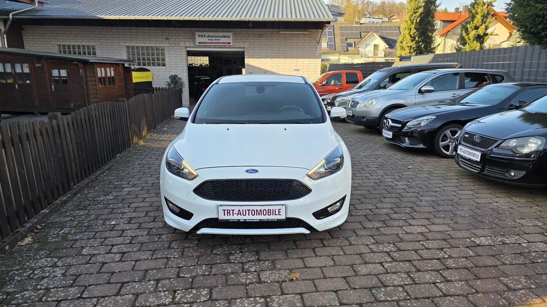 Ford Focus ST-Line Sitzh. Klimaauto. Navi Original Kilometer Weiß - 1