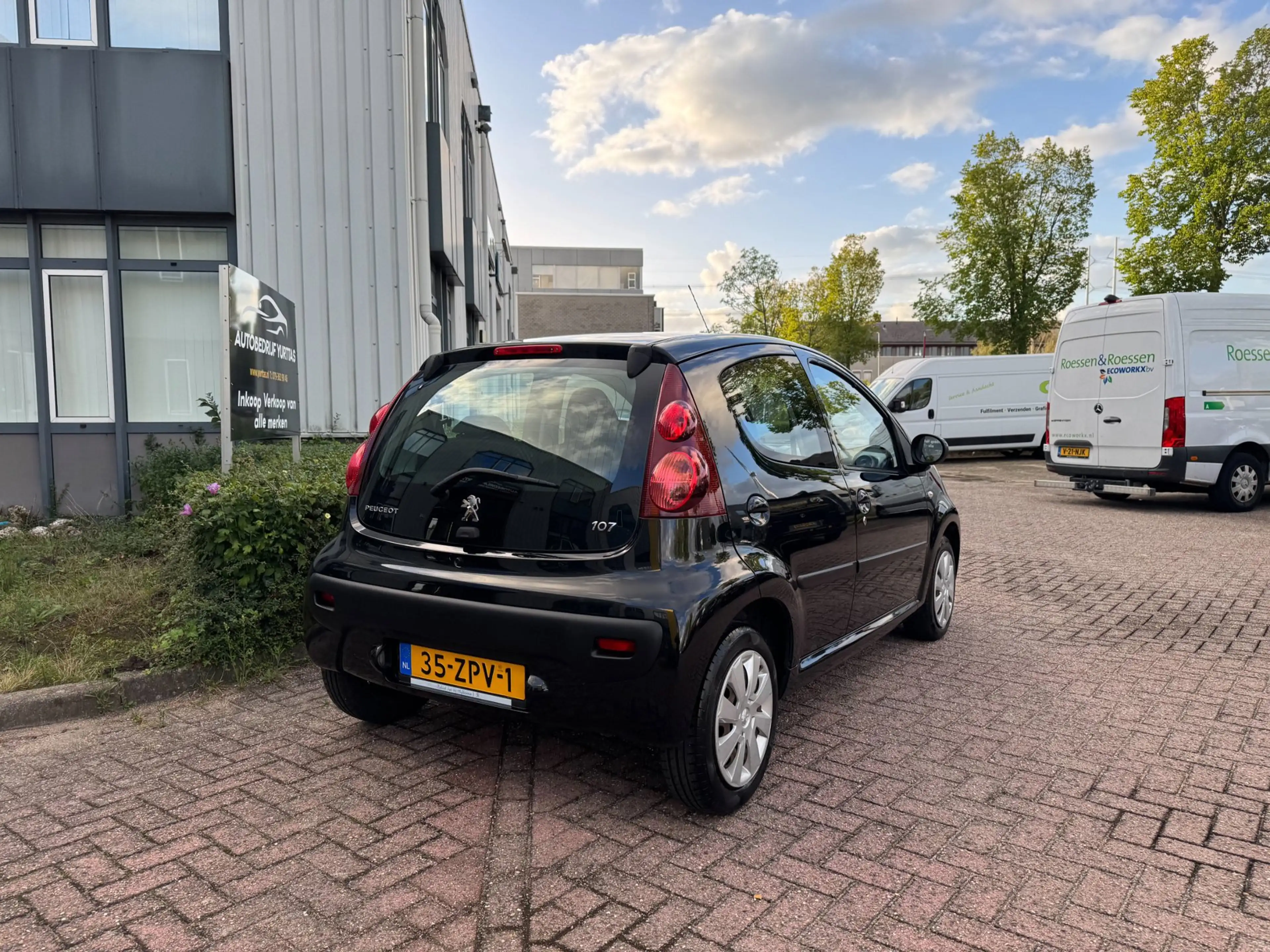 Peugeot 107 1.0 Active AUTOMAAT!! — photo 4