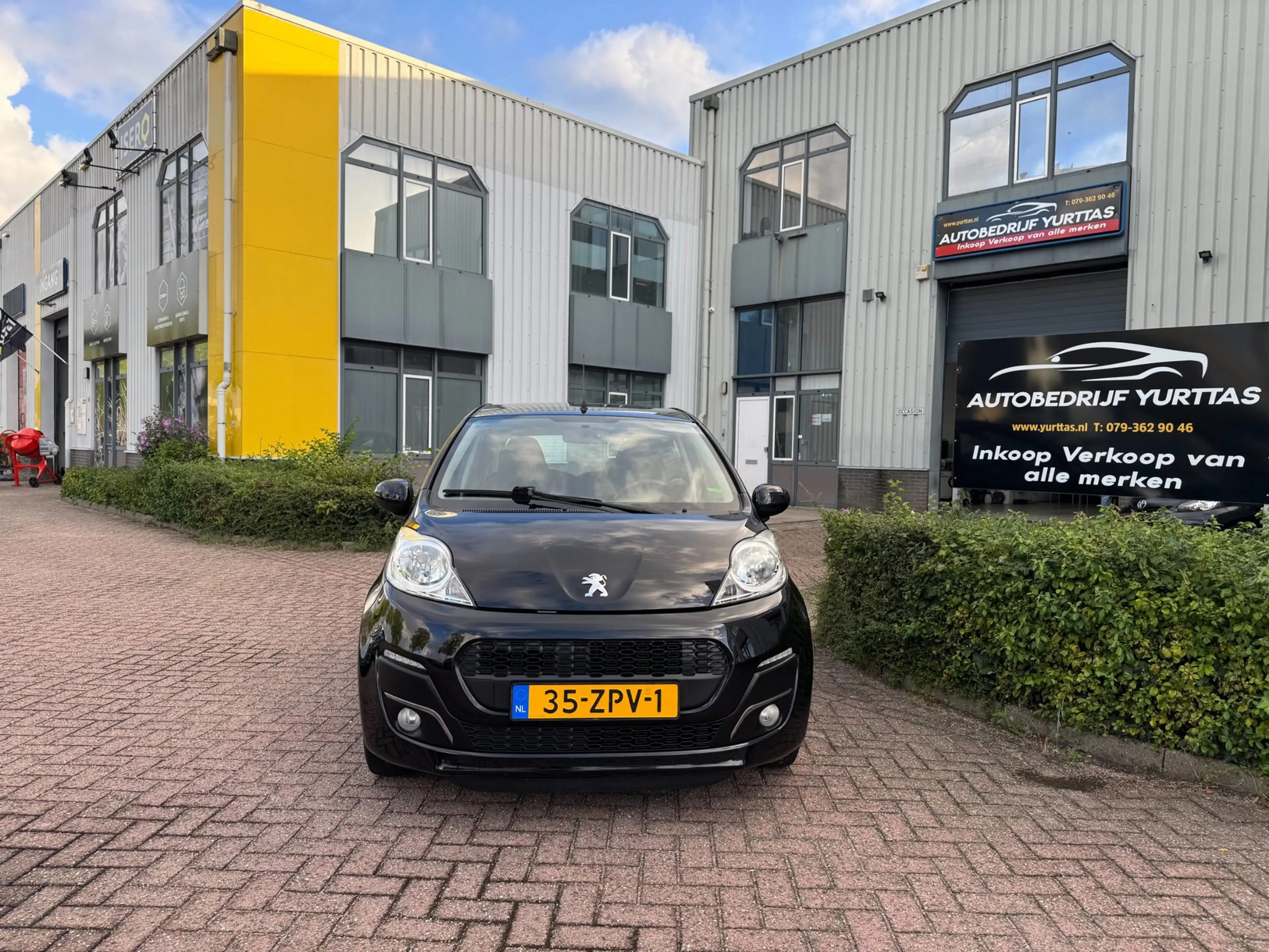 Peugeot 107 1.0 Active AUTOMAAT!! — photo 2