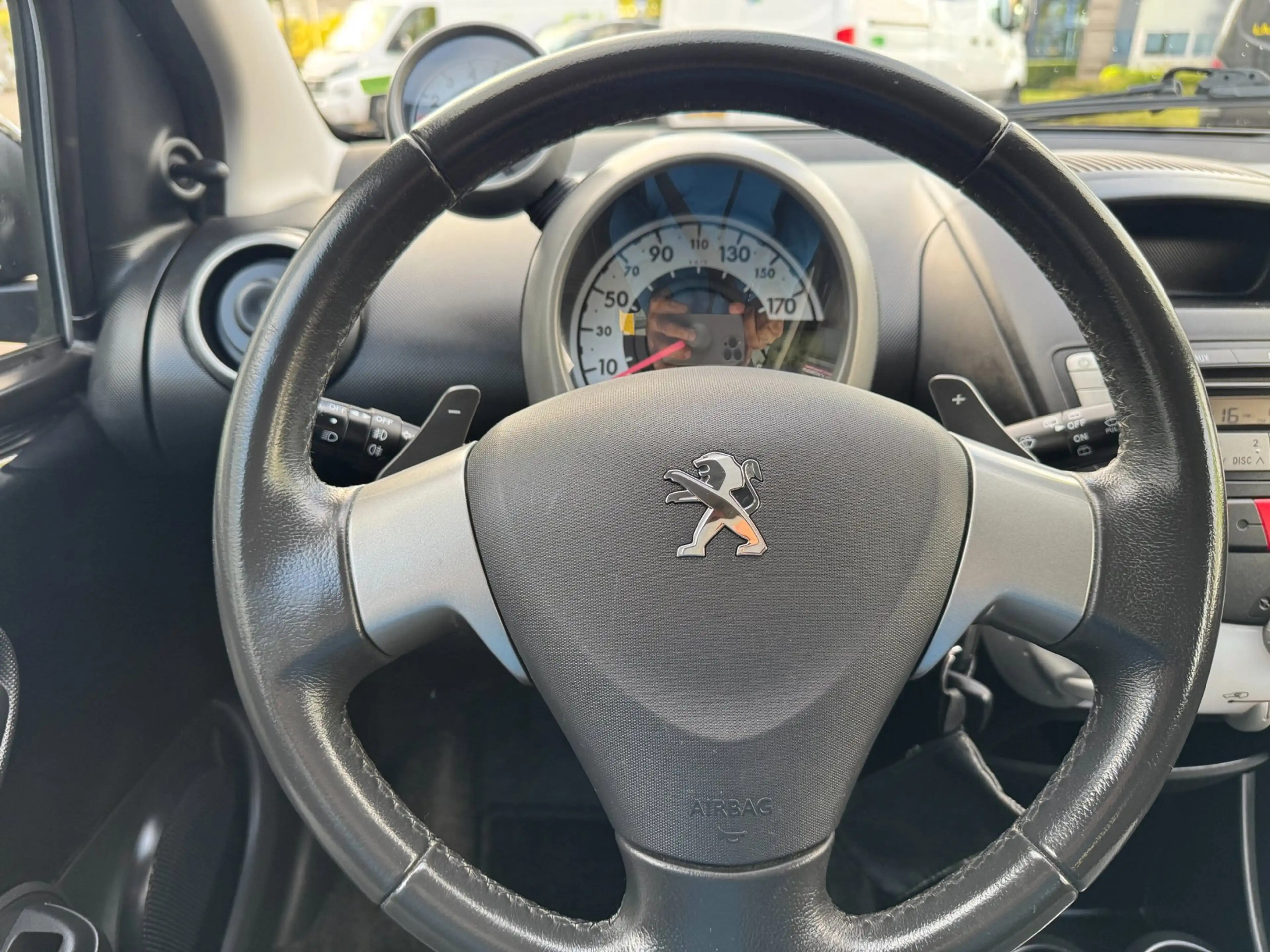 Peugeot 107 1.0 Active AUTOMAAT!! — photo 14