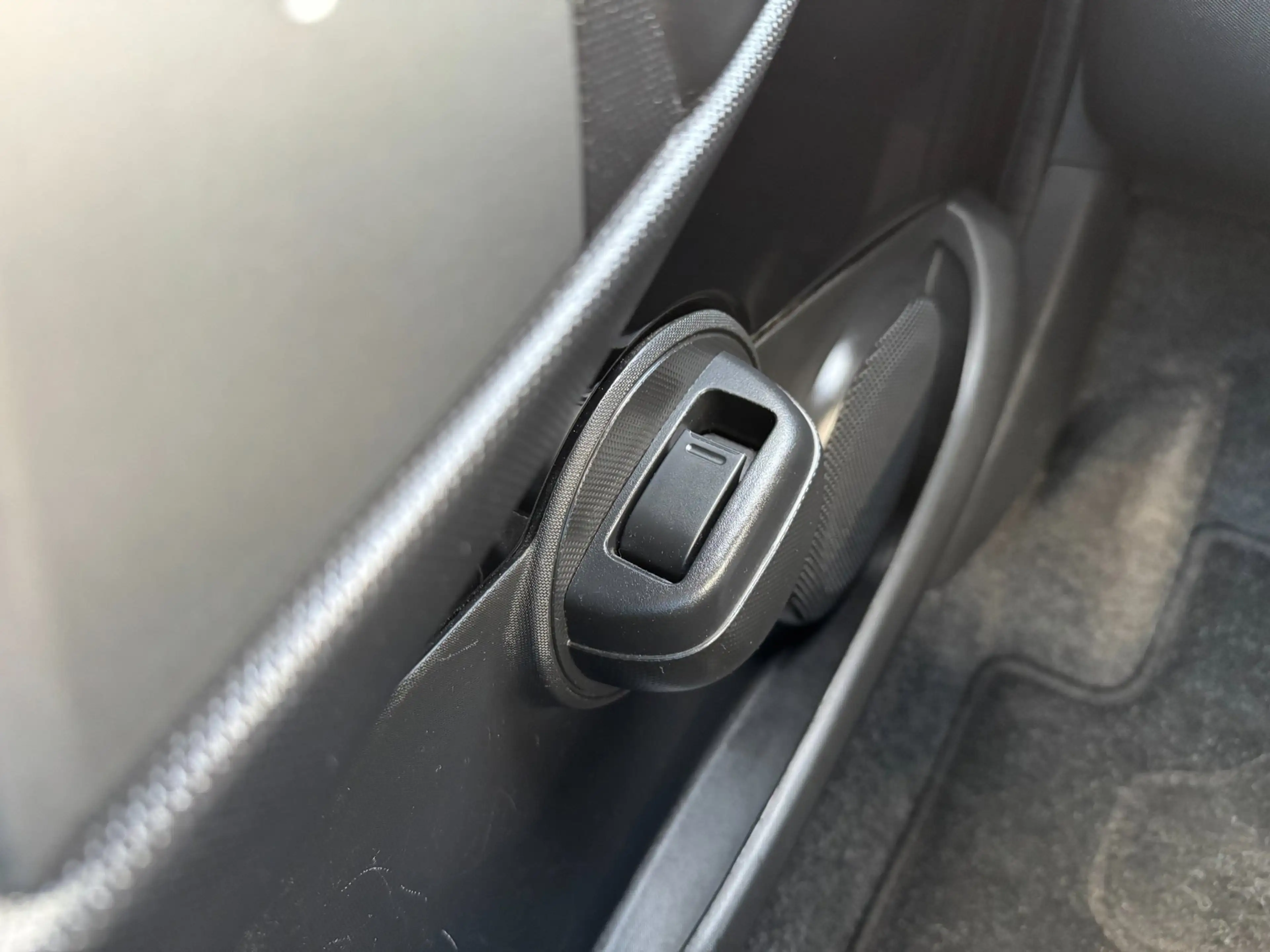 Peugeot 107 1.0 Active AUTOMAAT!! — photo 13