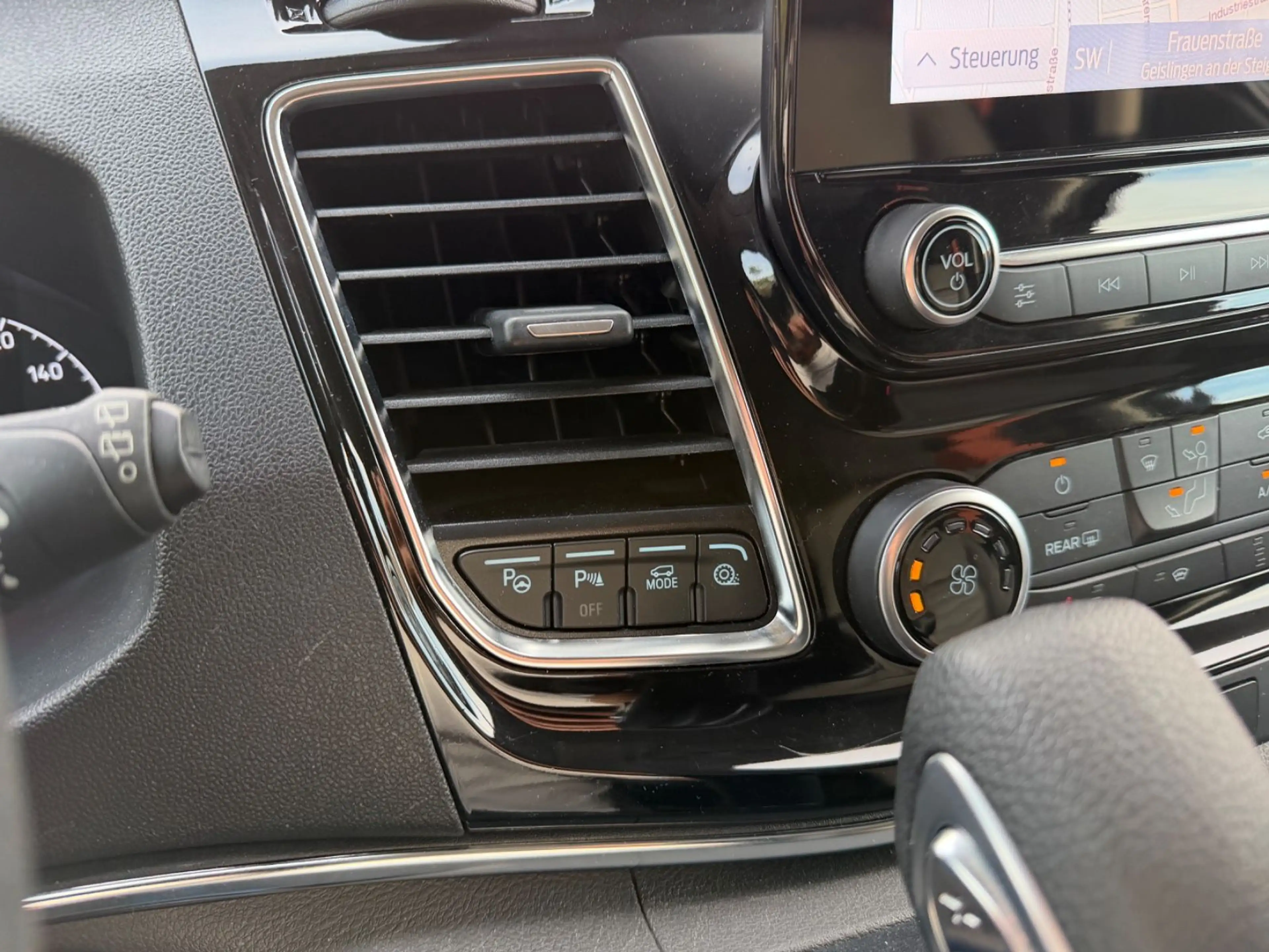 Ford Transit Tourneo Custom Kombi 320 L1 Titanium*KAM*8-SITZE — photo 14