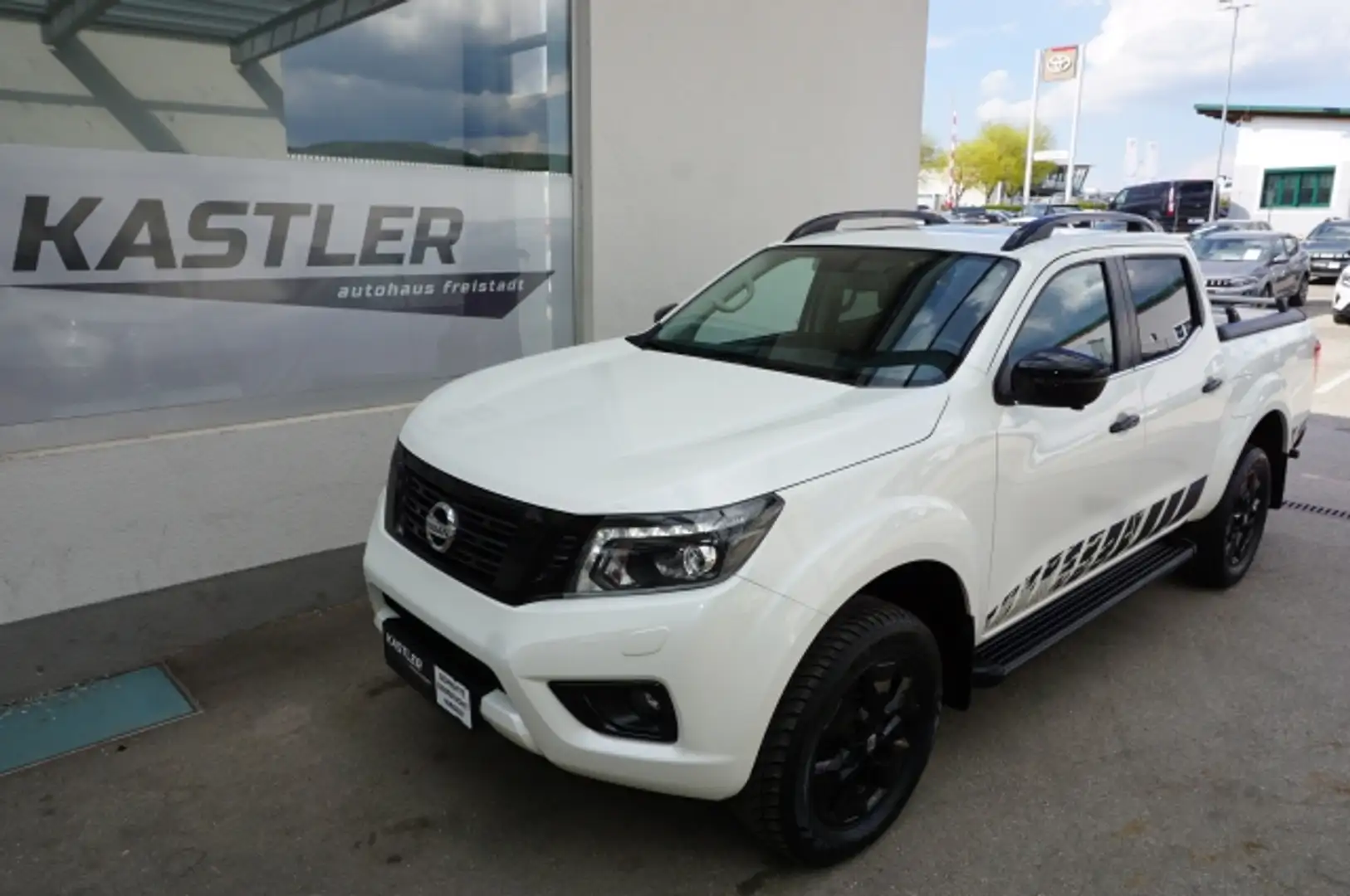 Nissan Navara Navara N-Gard DOKA Weiß - 1