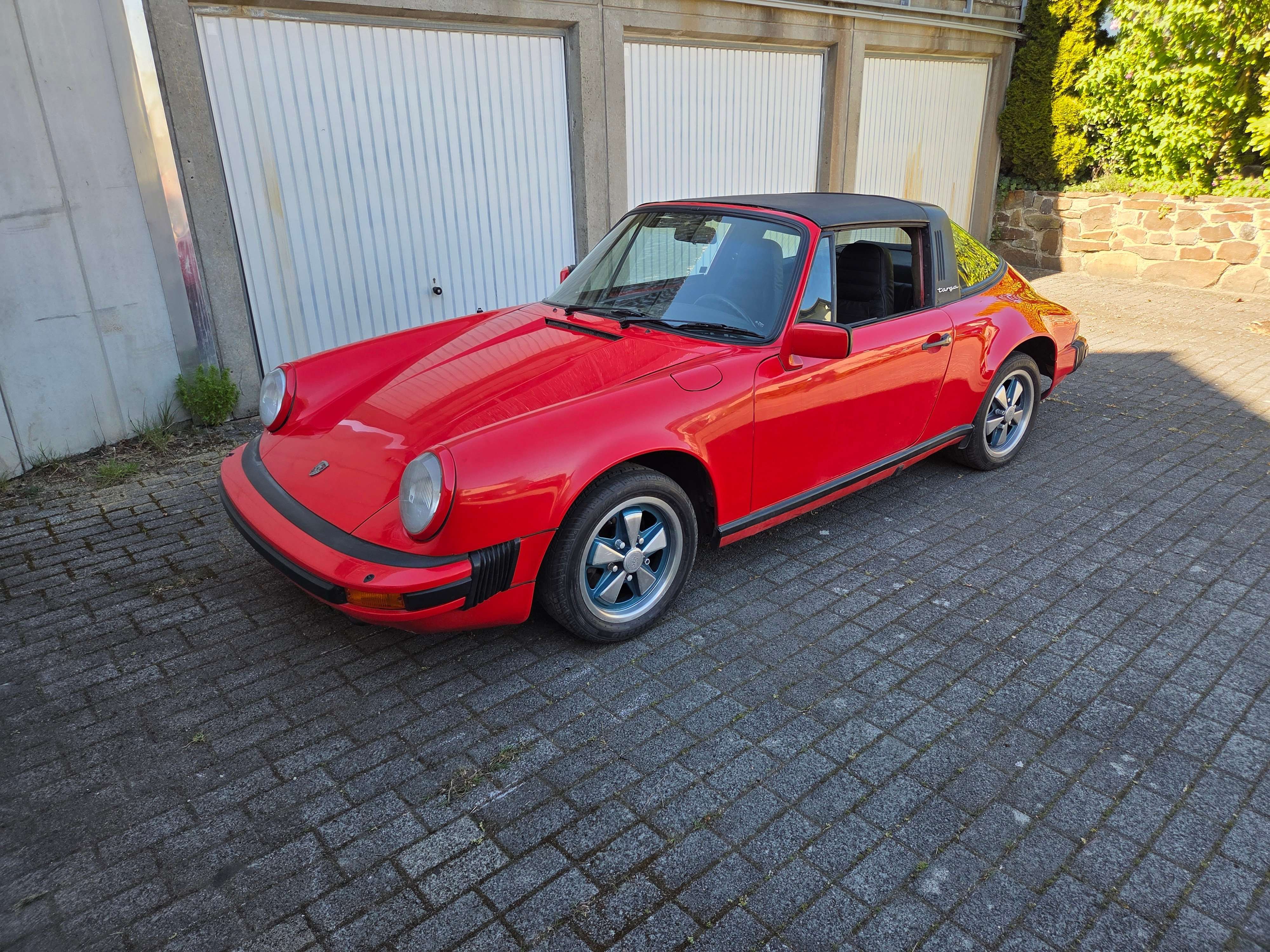 Second hand Porsche 911 