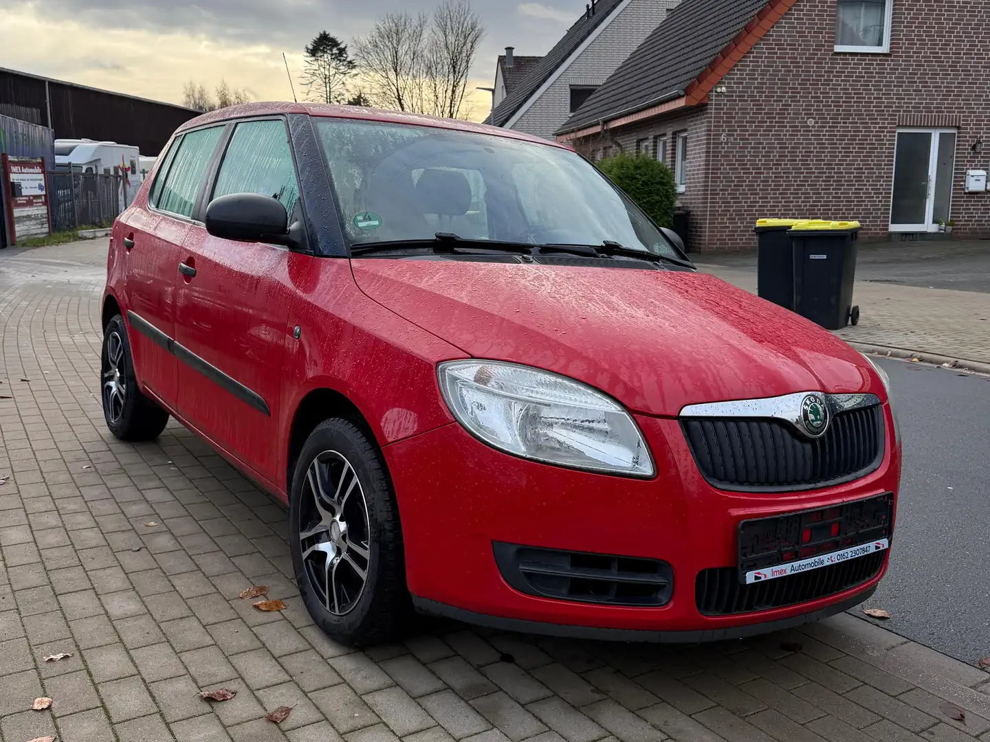 Skoda Fabia Fabia II Fließheck 1.2 HTP Classic Rot - 1