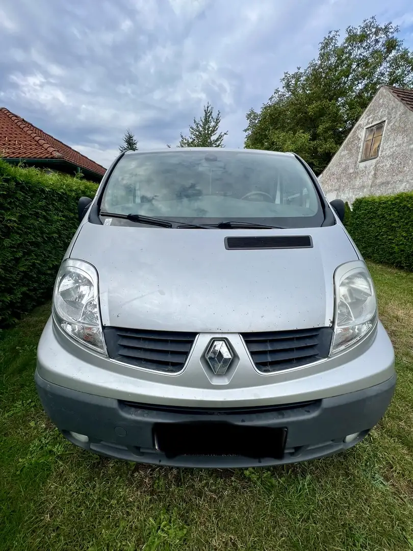 Renault Trafic 2 Lange Version Silber - 2
