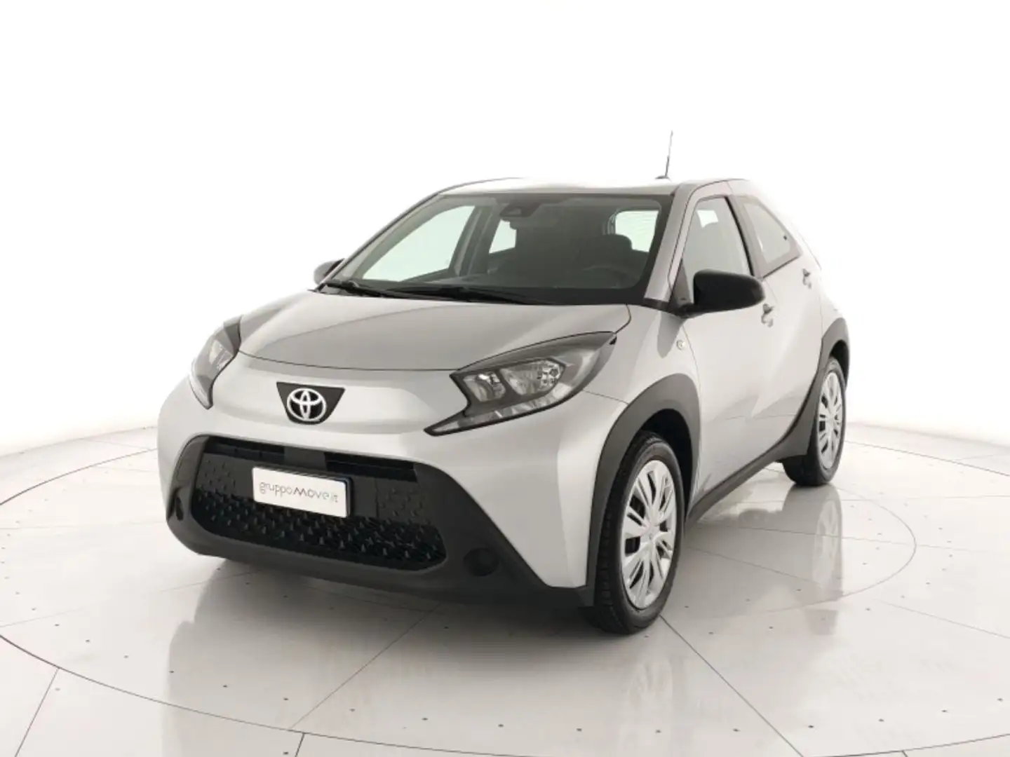 Toyota Aygo X 1.0 Active 72cv s-cvt Argento - 1