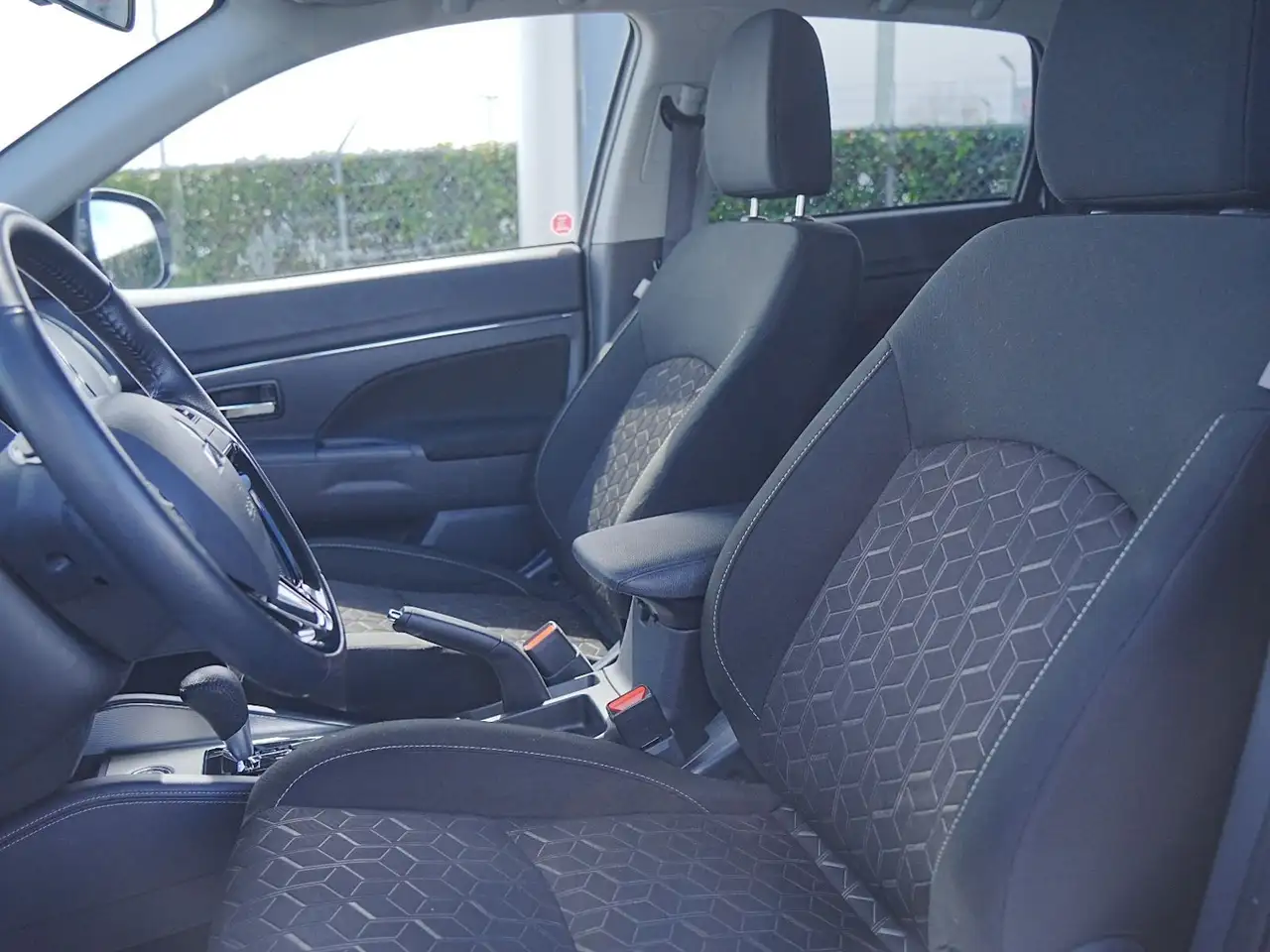 Mitsubishi RVR снимка Mitsubishi RVR