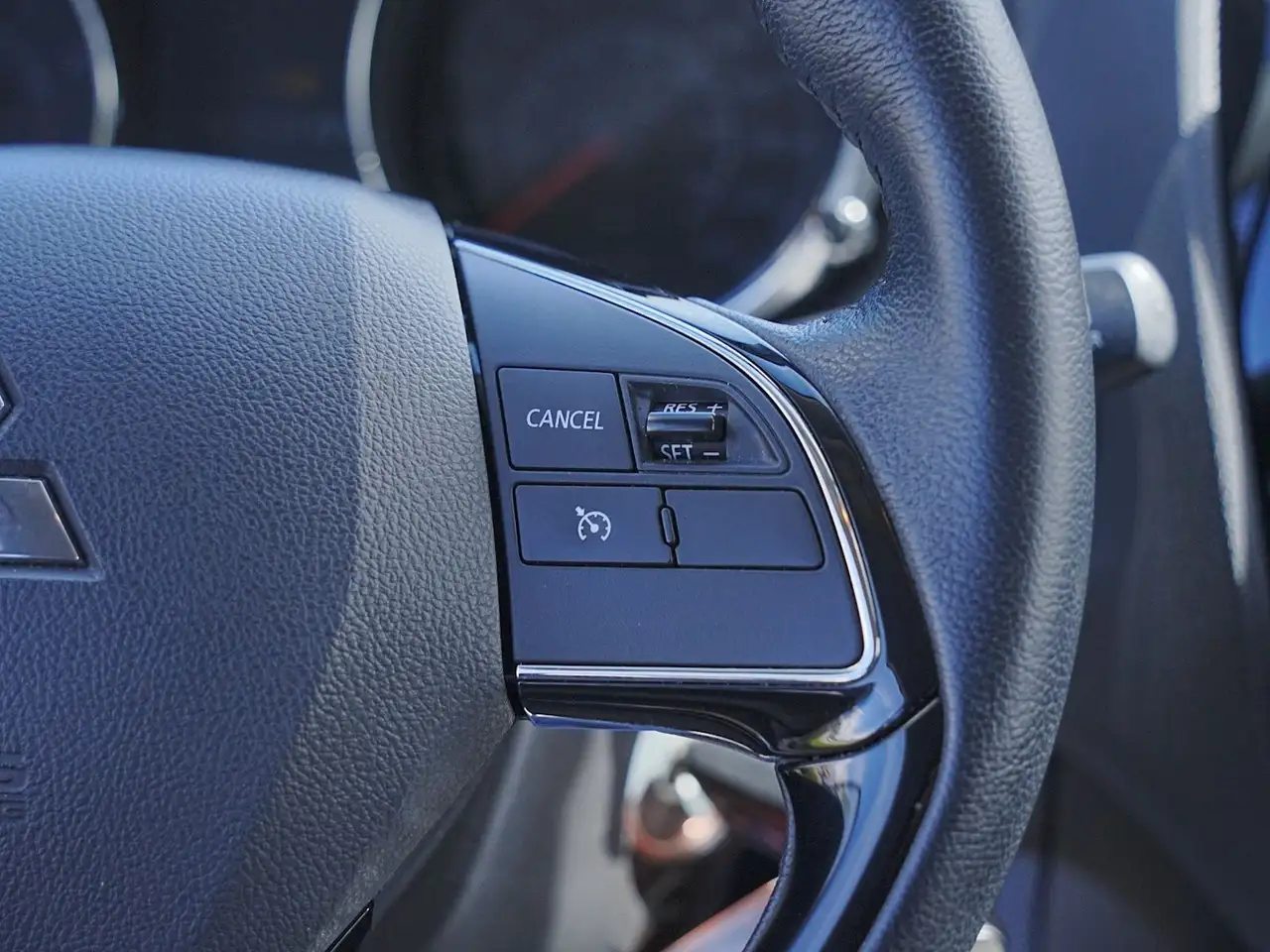 Mitsubishi RVR снимка Mitsubishi RVR