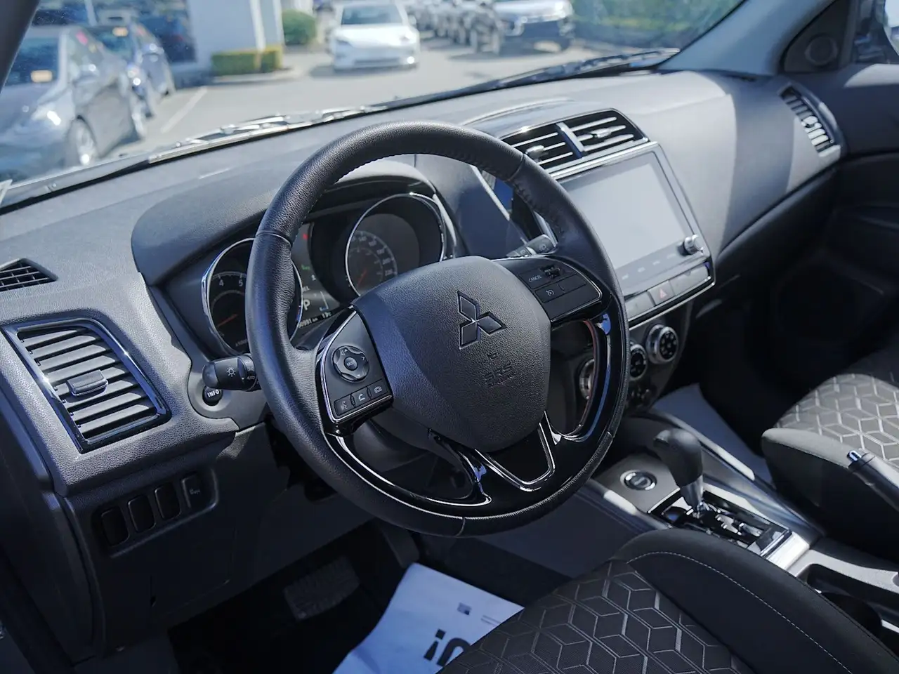 Mitsubishi RVR снимка Mitsubishi RVR