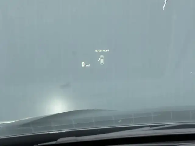 BMW X4 view 11
