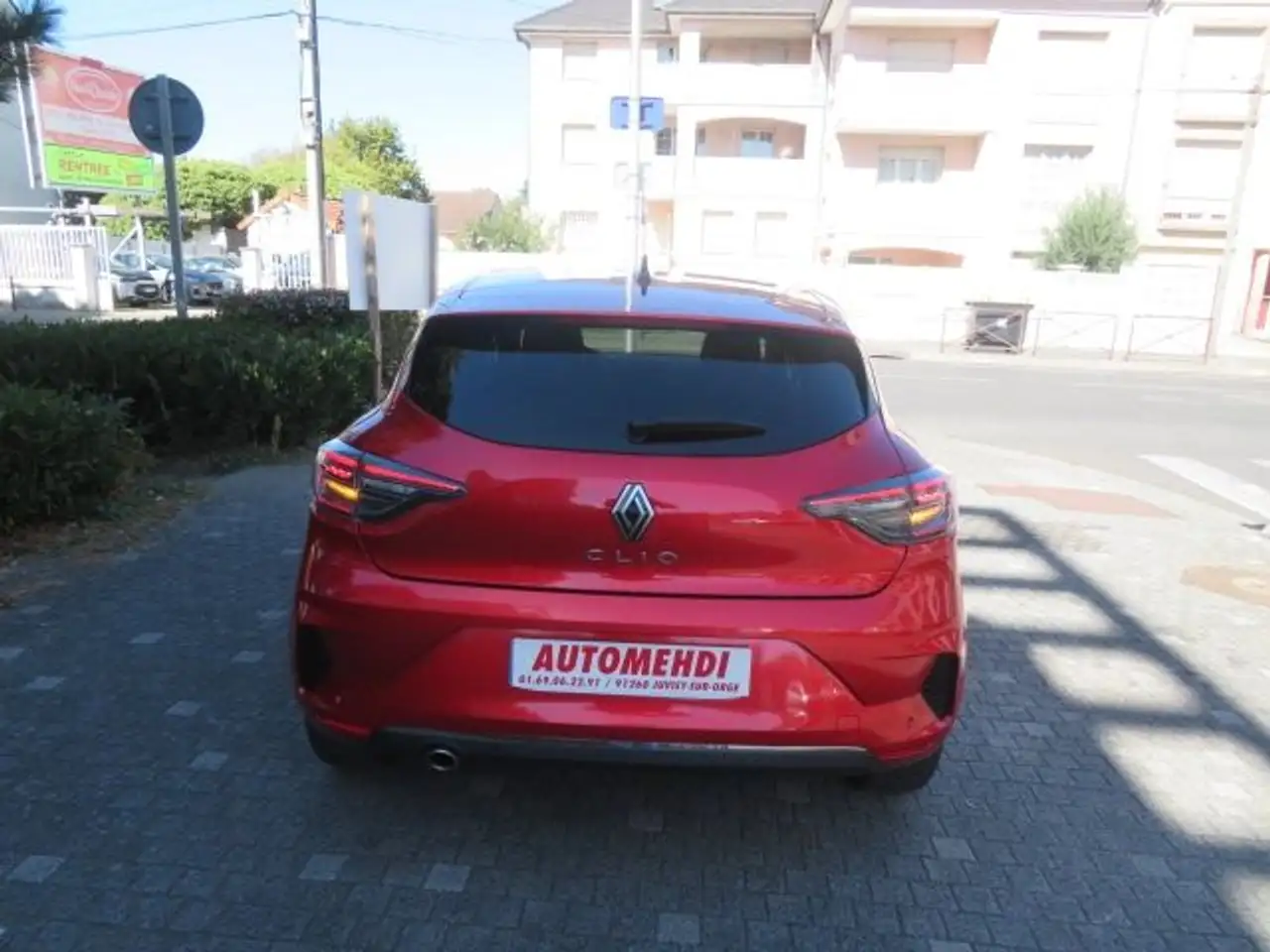 Renault Clio Citadine 5 portes — photo 12