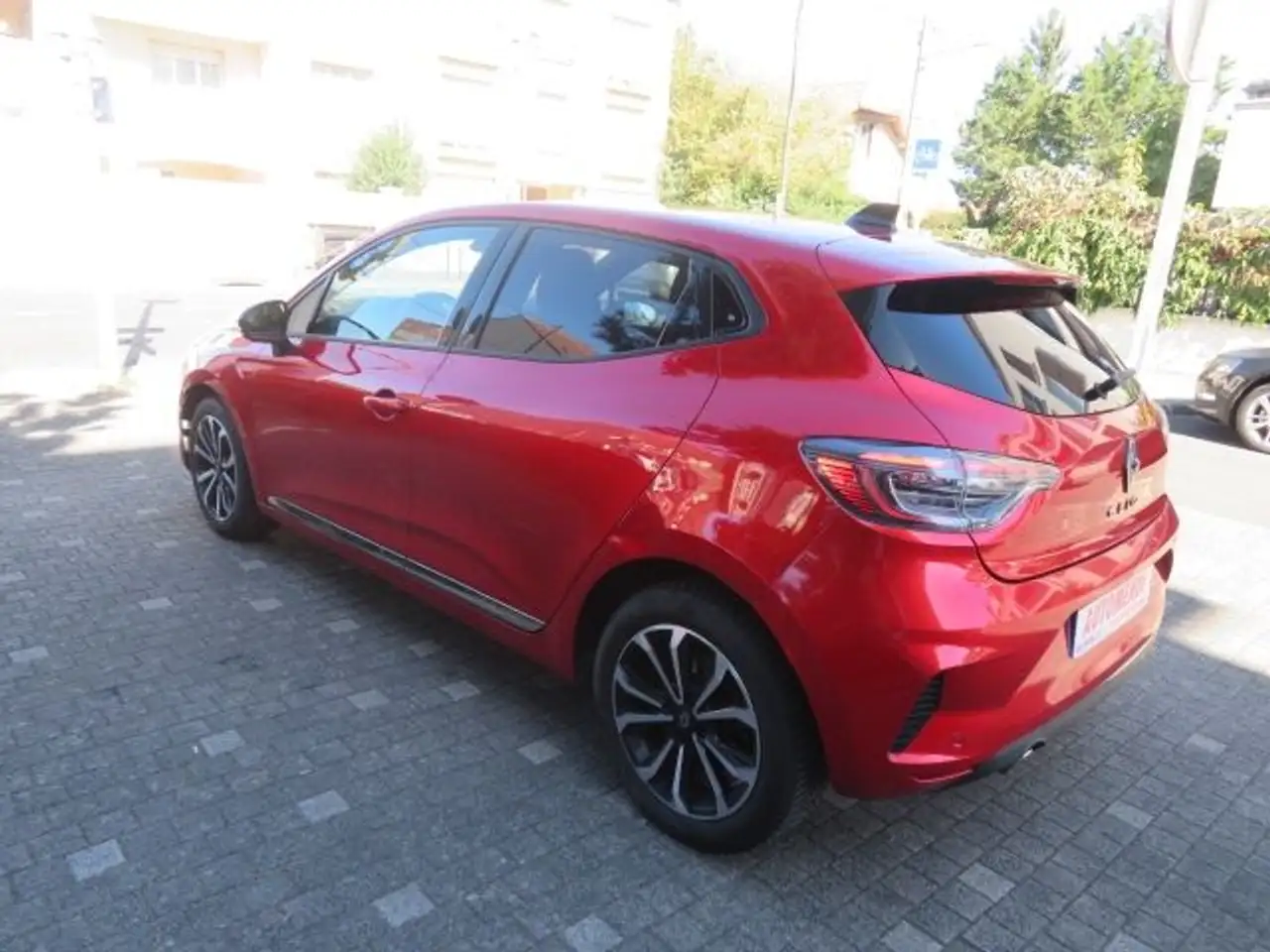 Renault Clio Citadine 5 portes — photo 18